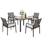 Ensemble de salle à manger de patio toutes saisons 5 pièces, plateau en bois d'acacia avec trou pour parasol, ensemble de conversation d'extérieur en rotin