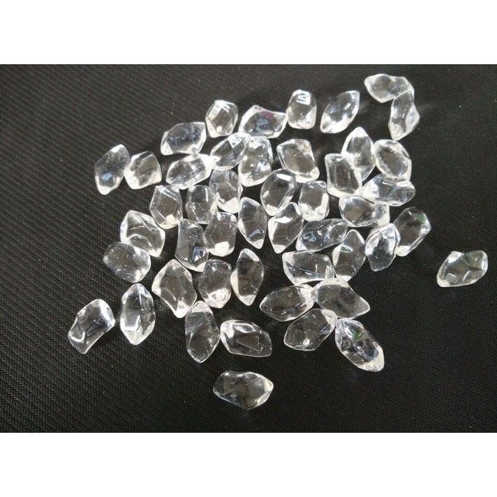 Ensemble de table à feu en aluminium de 44 po avec quatre chaises pivotantes et accessoires