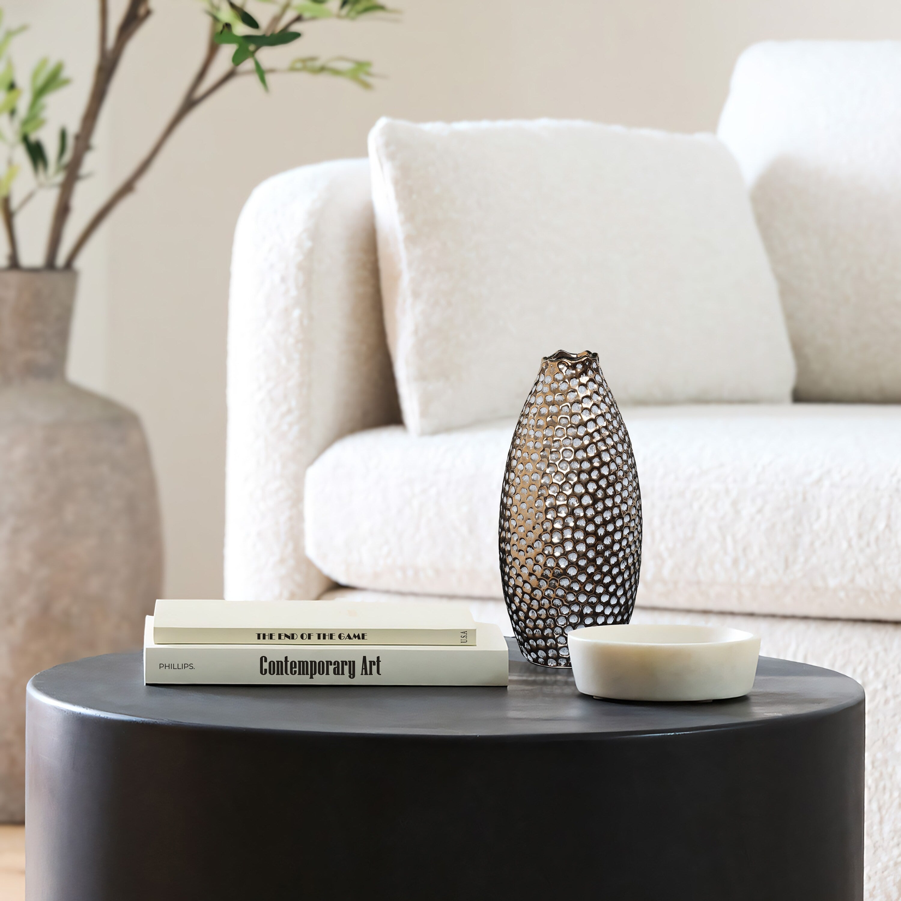 Grand vase en terre cuite à fossettes dorées antiques (simple)