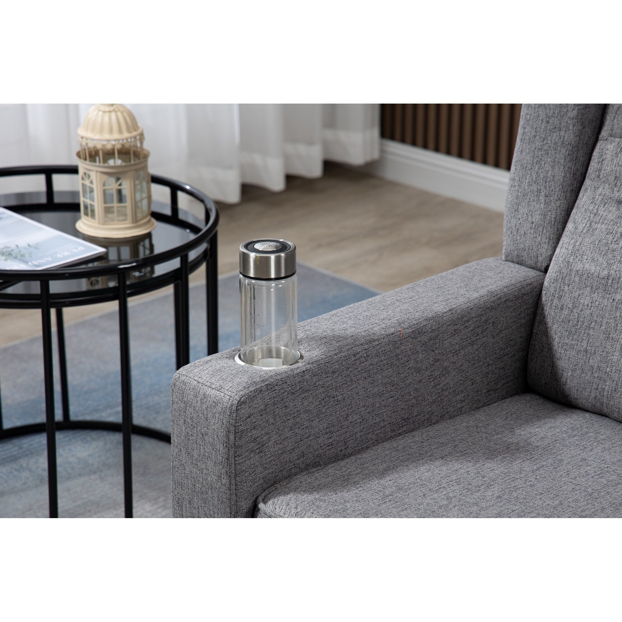 Fauteuil inclinable à bras poussants