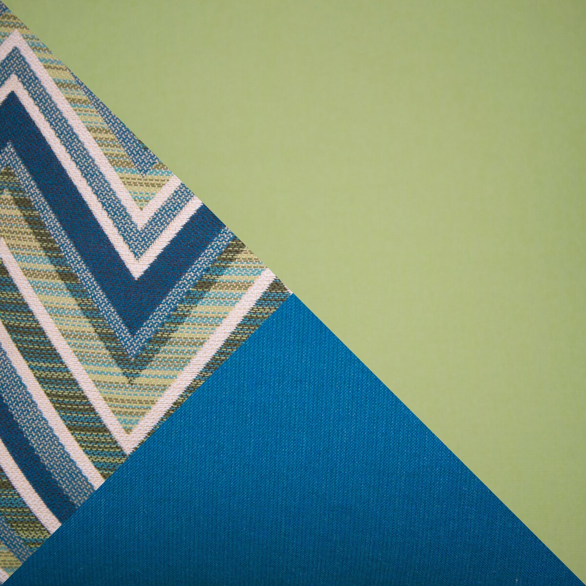 Ensemble de fauteuils club et poufs d'extérieur Barcelo Sunbrella 5 pièces