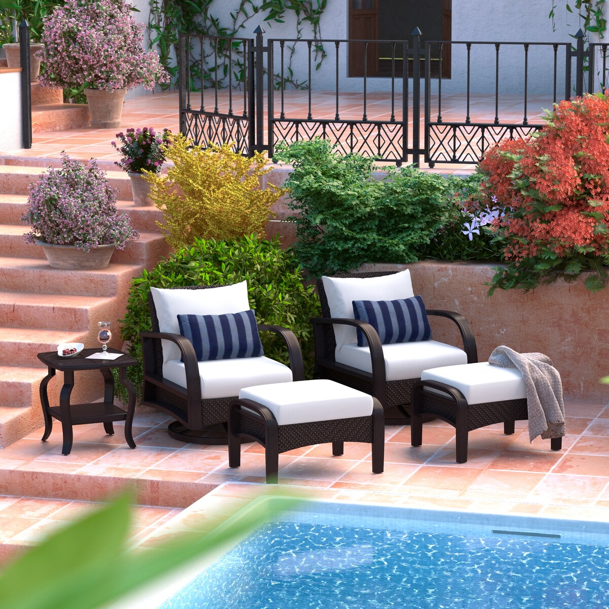 Ensemble de fauteuils club et poufs d'extérieur Barcelo Sunbrella 5 pièces