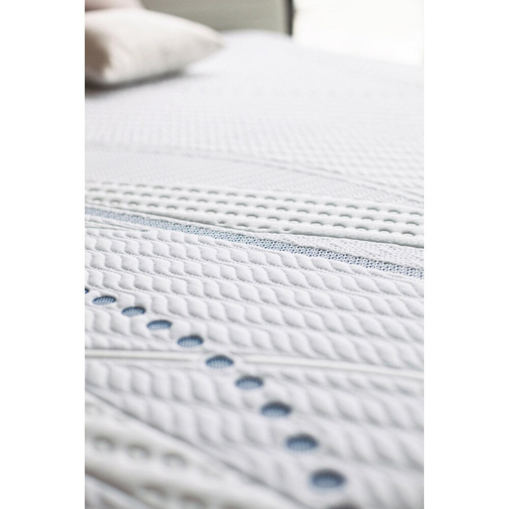 Ensemble de matelas Beautyrest Hybrid McWilliams Place Luxury Firm Cal King-size