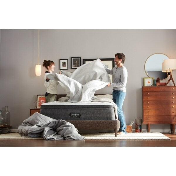 Ensemble de matelas à plateau-coussin ferme de luxe Beautyrest Silver Maddyn de 14 pouces