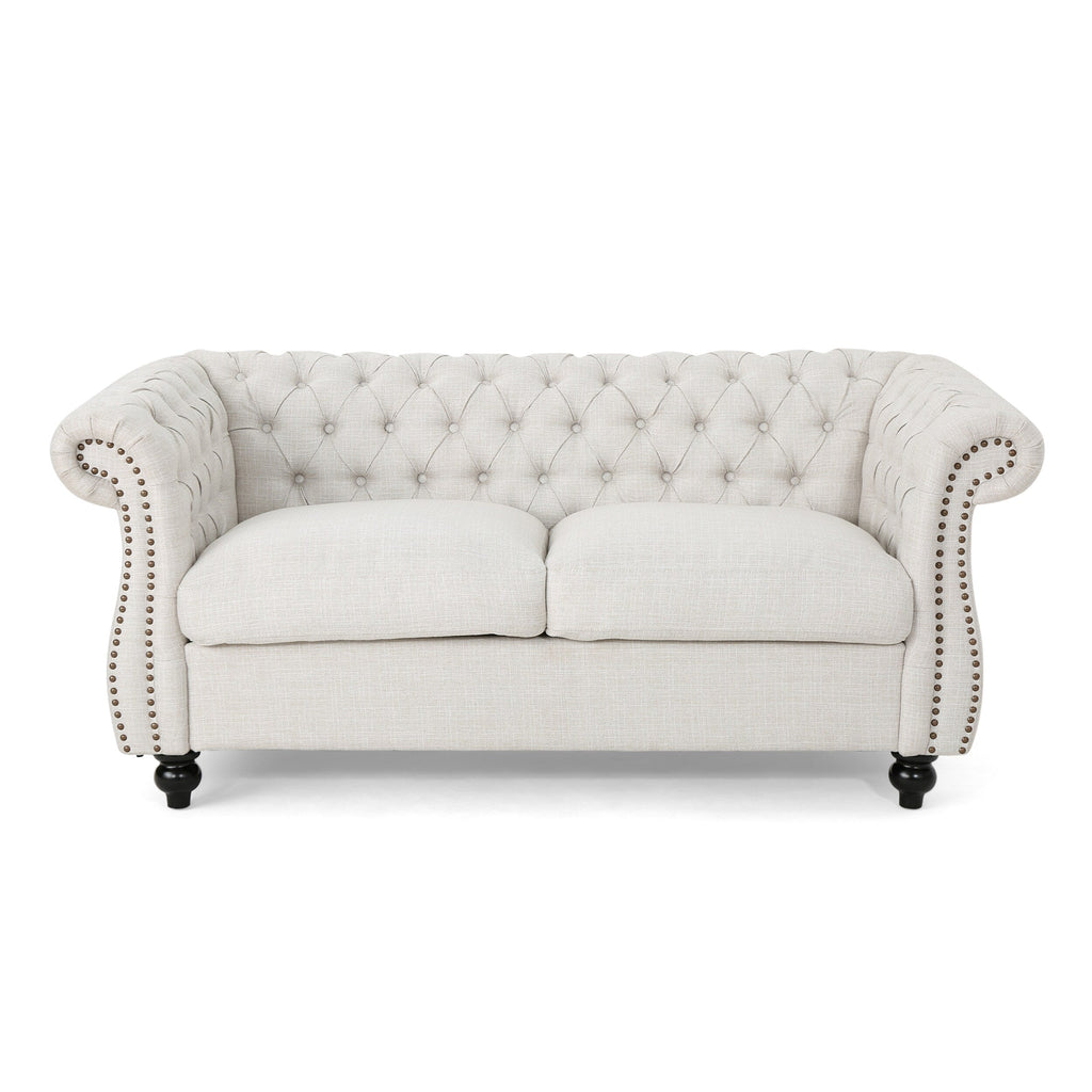 Canapé Chesterfield beige capitonné à boutons avec têtes de clous