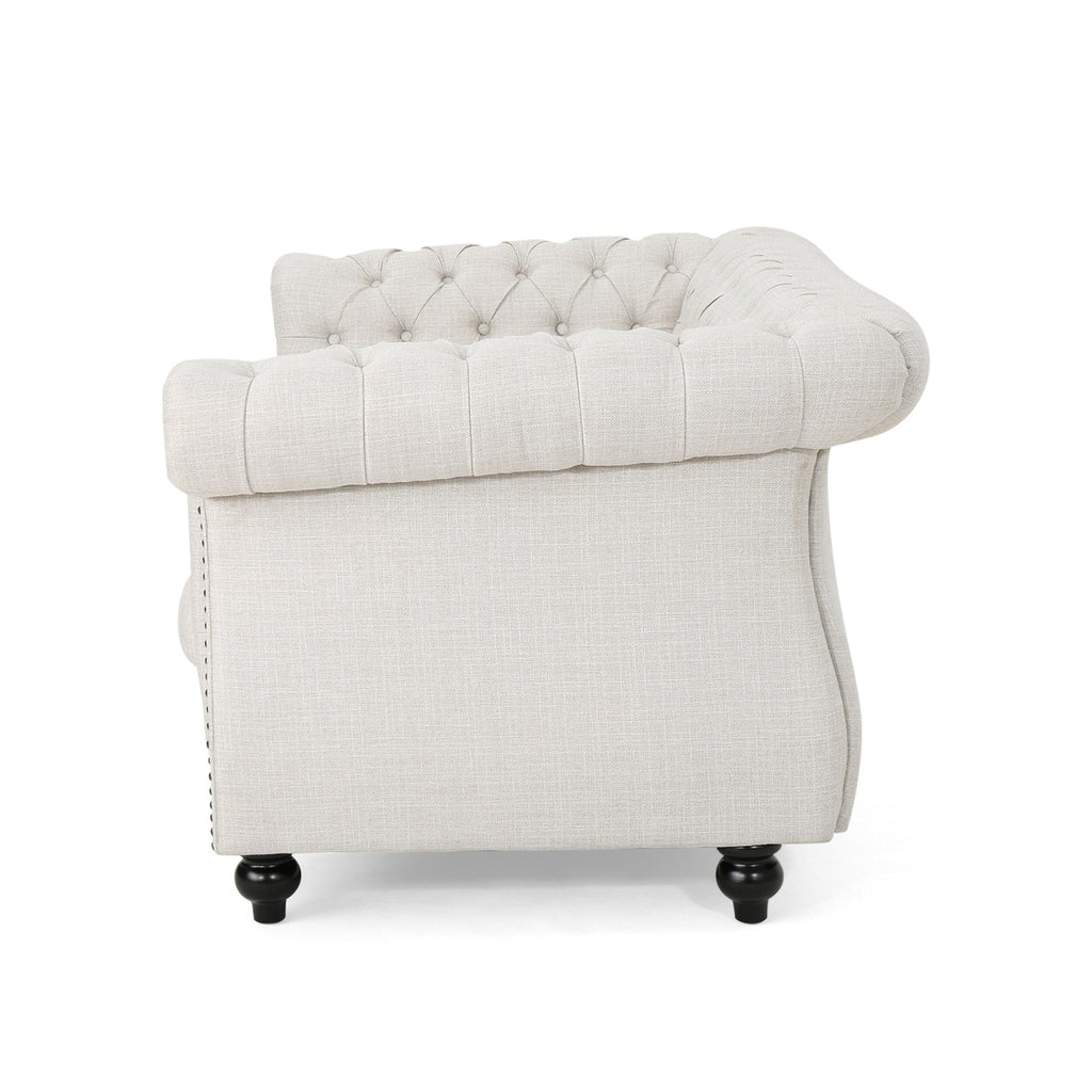 Canapé Chesterfield beige capitonné à boutons avec têtes de clous