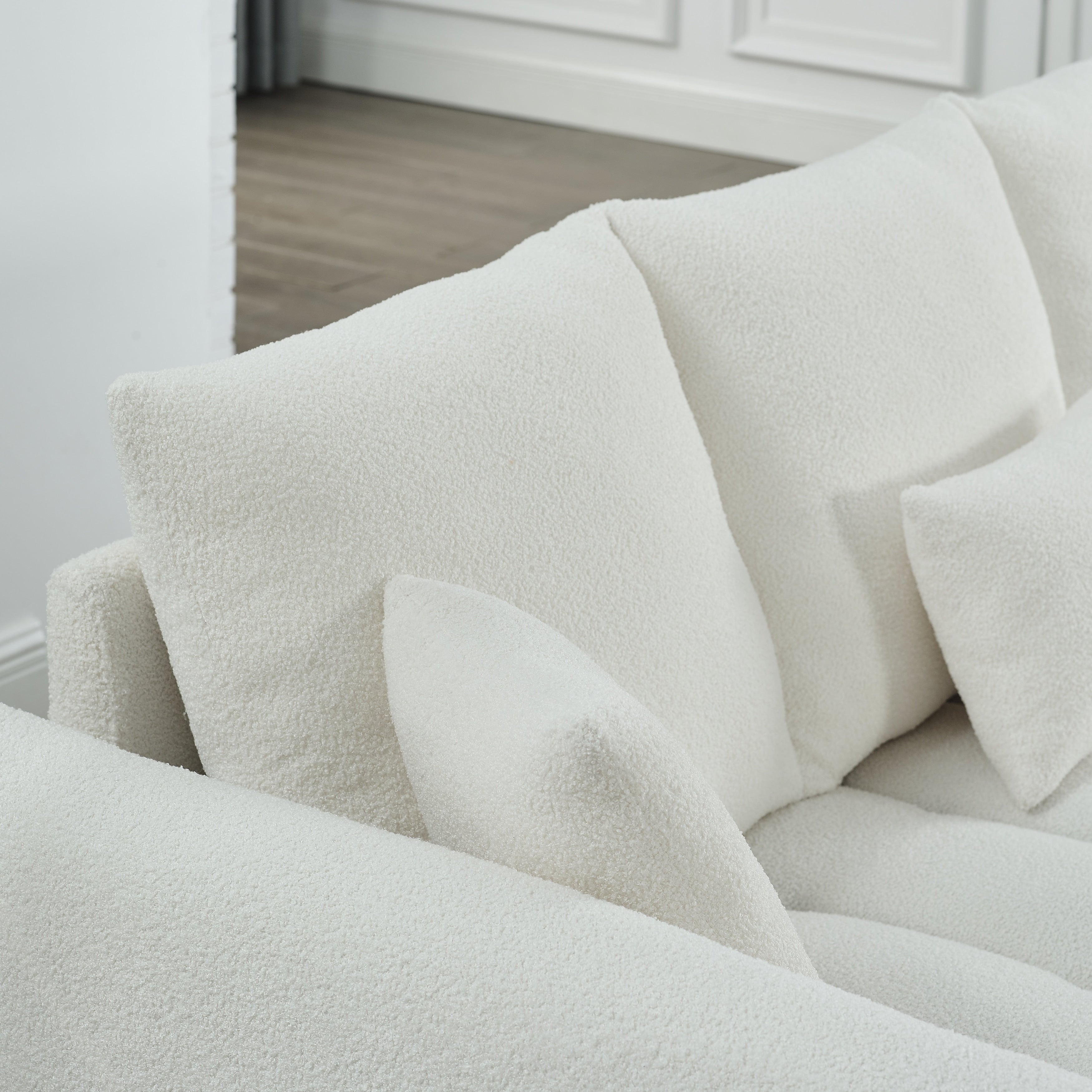 Canapé 3 places beige moderne en tissu 82 avec structure en bois massif et coussins en mousse haute résilience