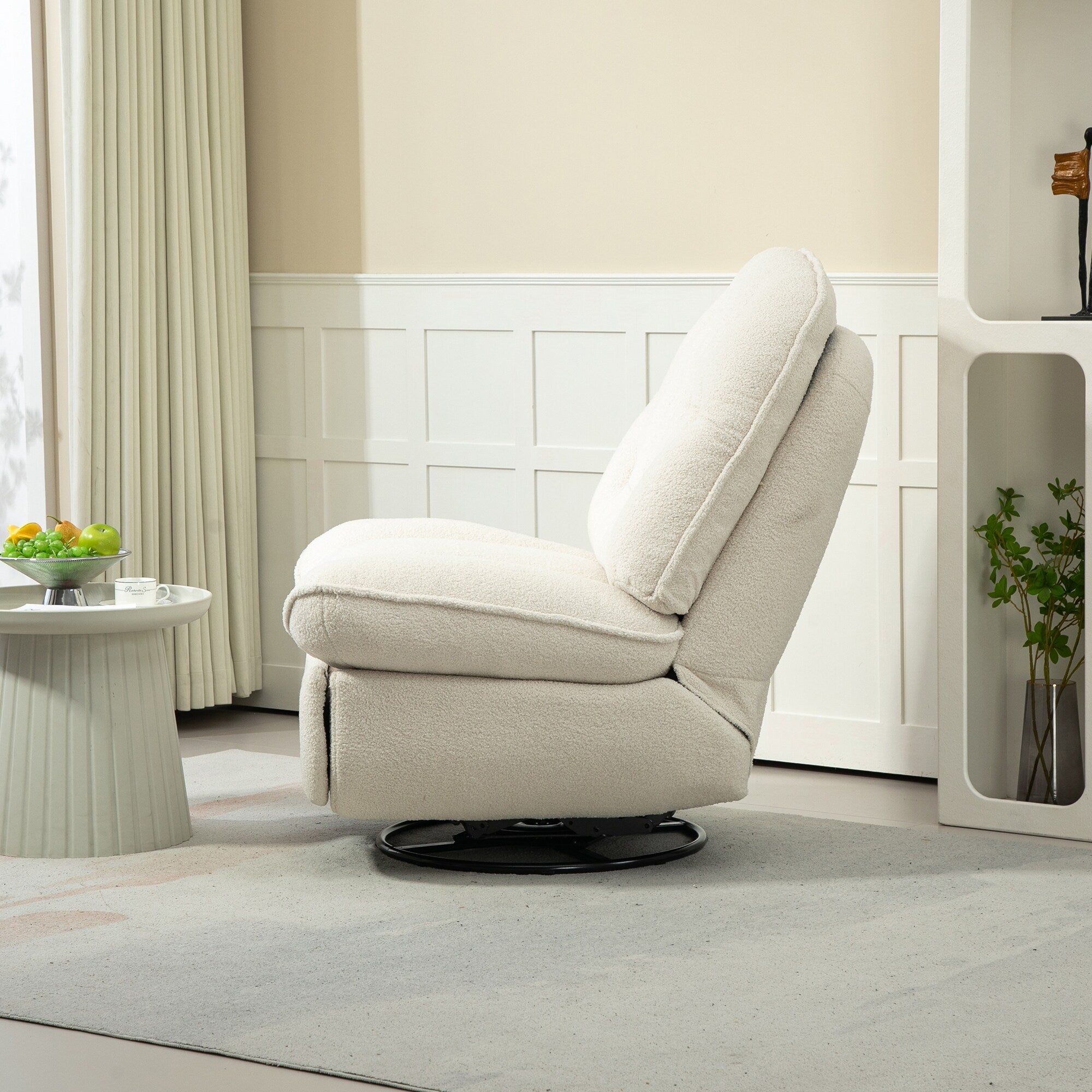 Fauteuil inclinable manuel pivotant à 360°, rembourré en chenille beige surdimensionnée avec repose-pieds allongé et dossier capitonné
