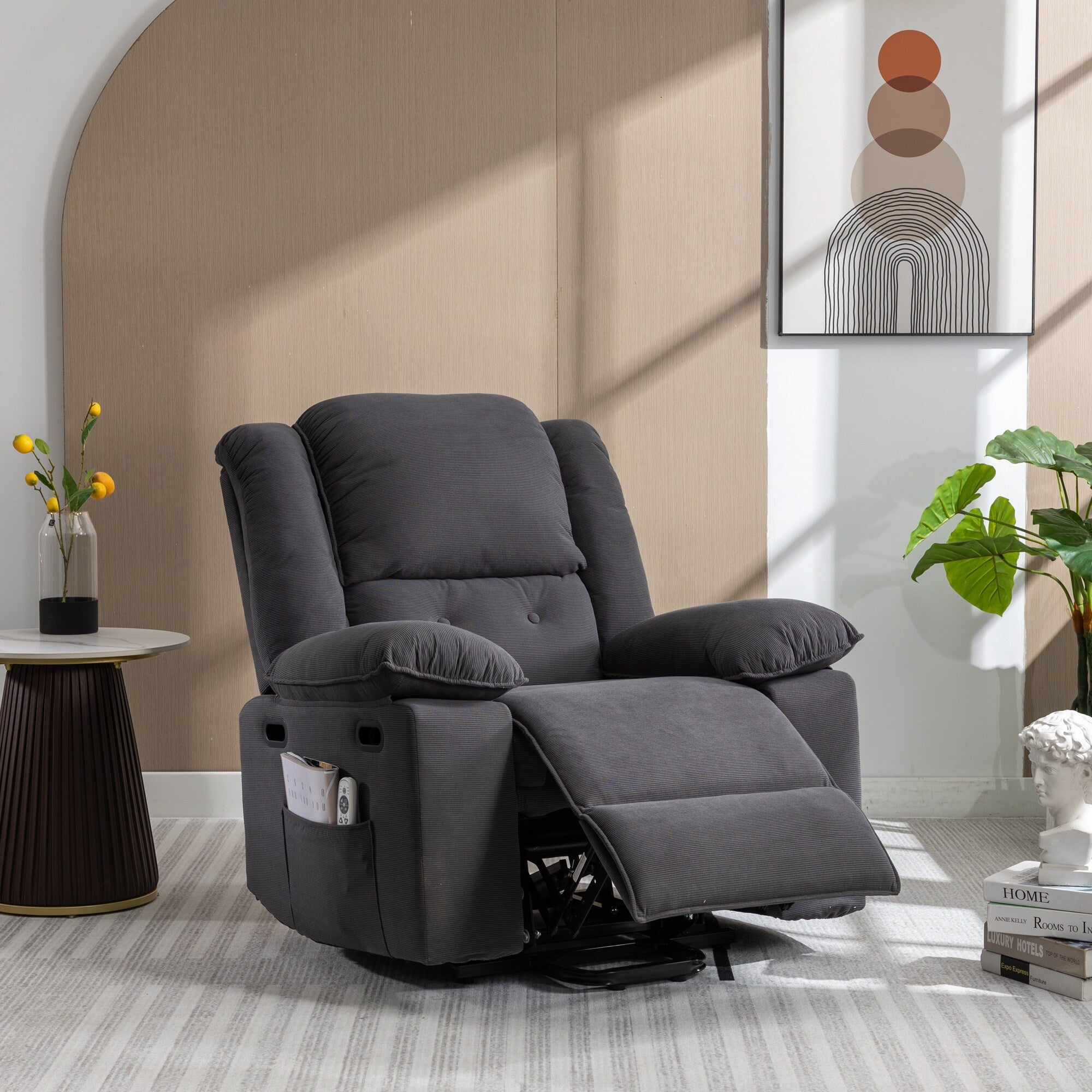 Fauteuil inclinable électrique beige avec massage, chauffage et accoudoirs rétractables