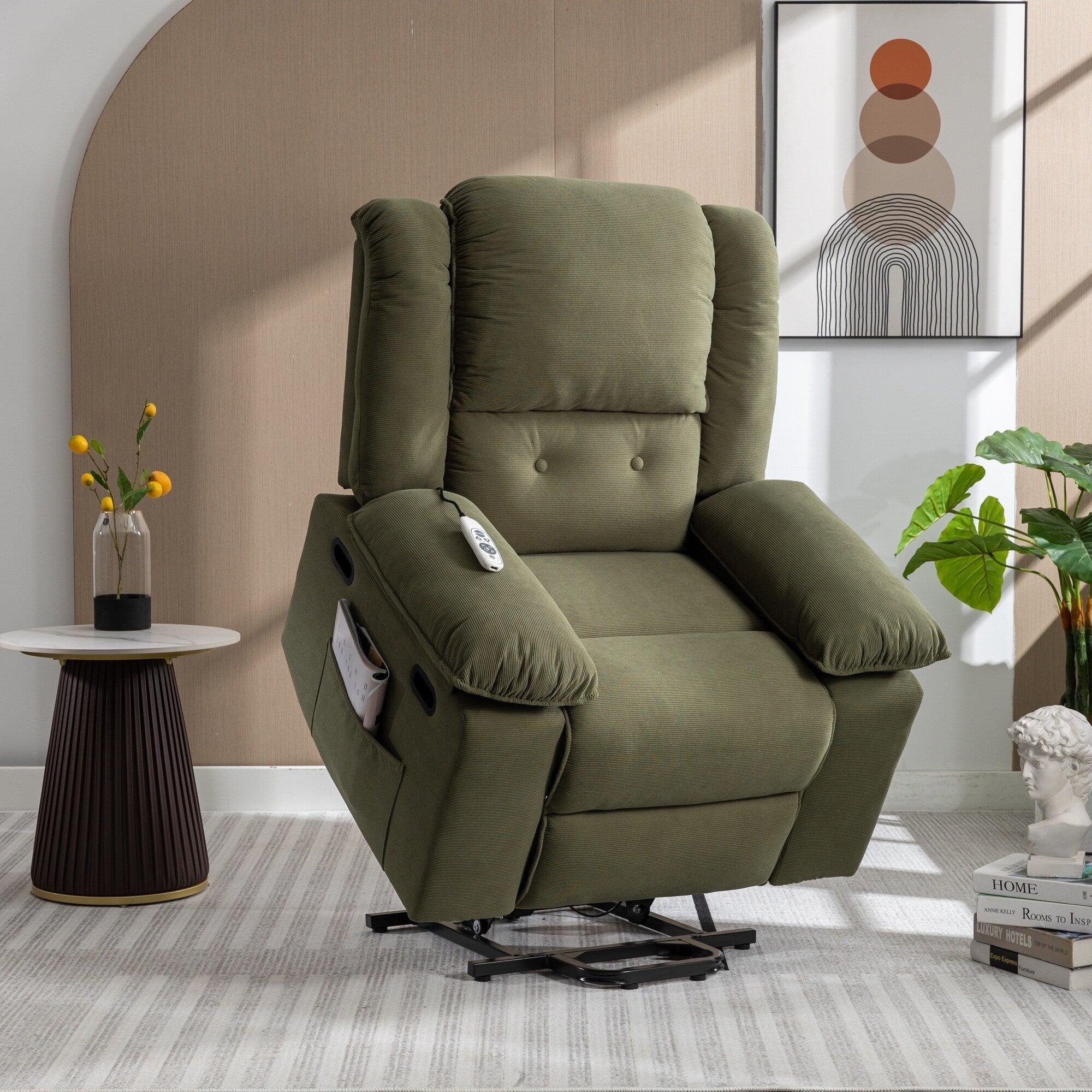 Fauteuil inclinable électrique beige avec massage, chauffage et accoudoirs rétractables