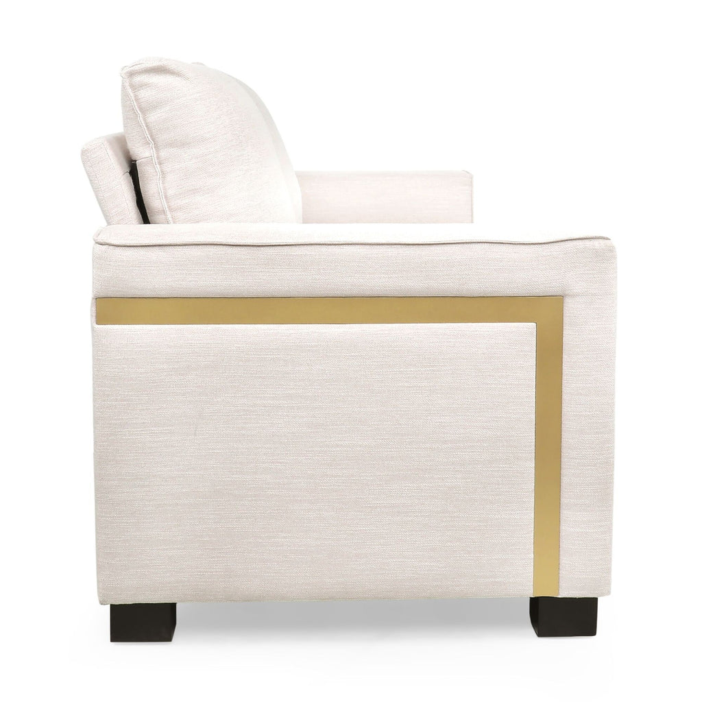 Canapé 3 places beige rembourré avec coussins et pieds en bois