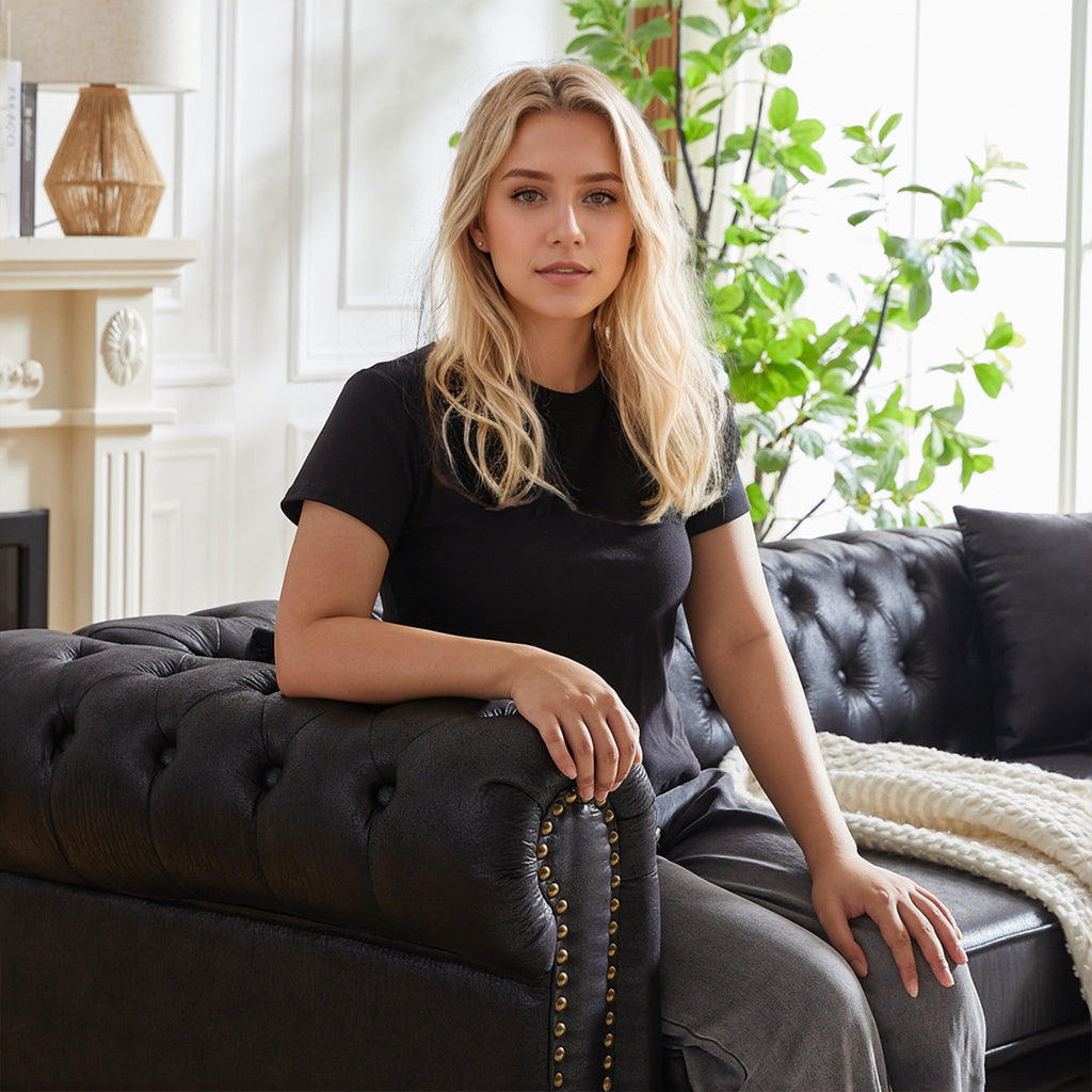 Canapé Chesterfield 3 places en tissu technique noir 85,5 avec accoudoirs roulés et 2 coussins pour le salon