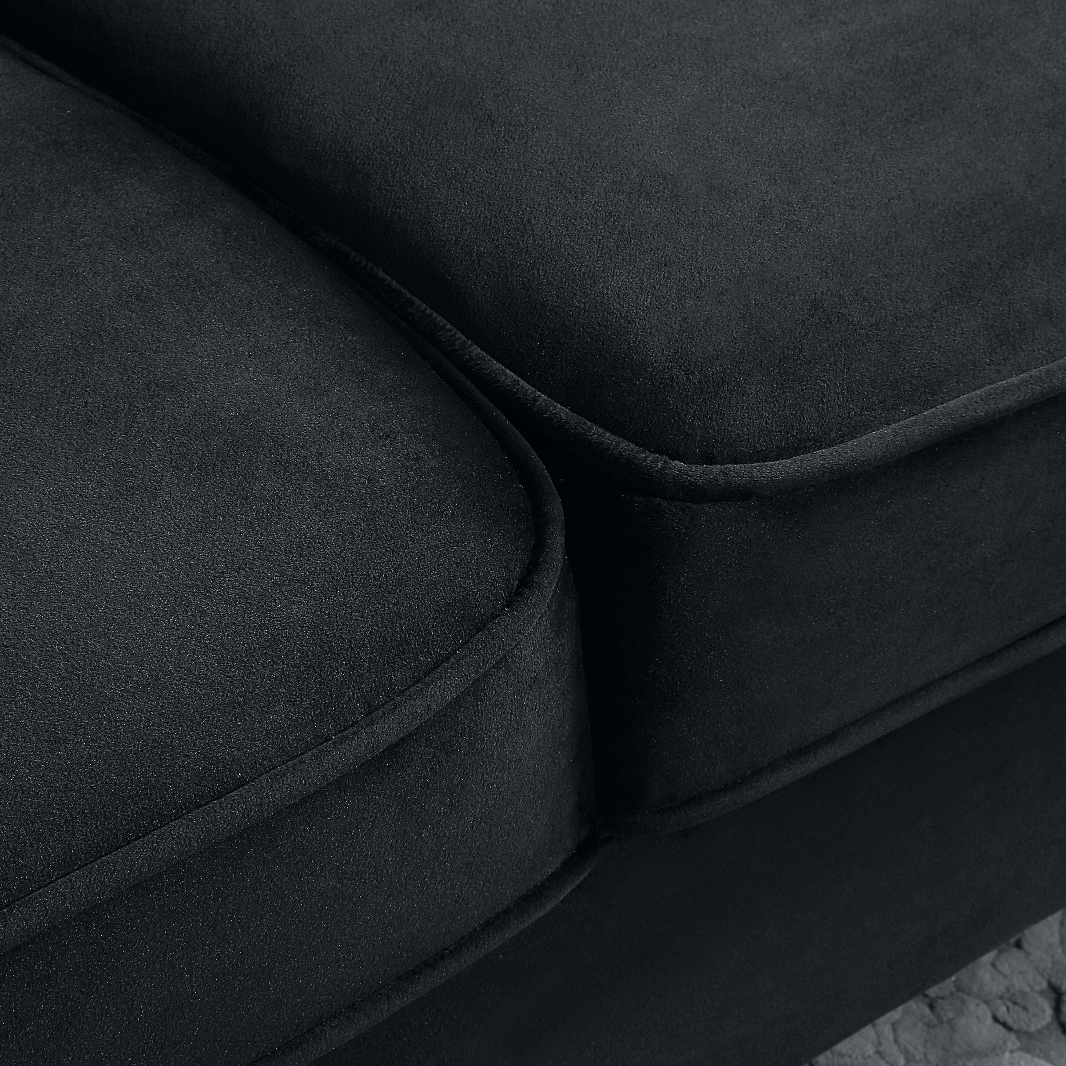 Canapé 3 places en velours noir 86.61 avec coussins et pieds en métal doré pour le salon