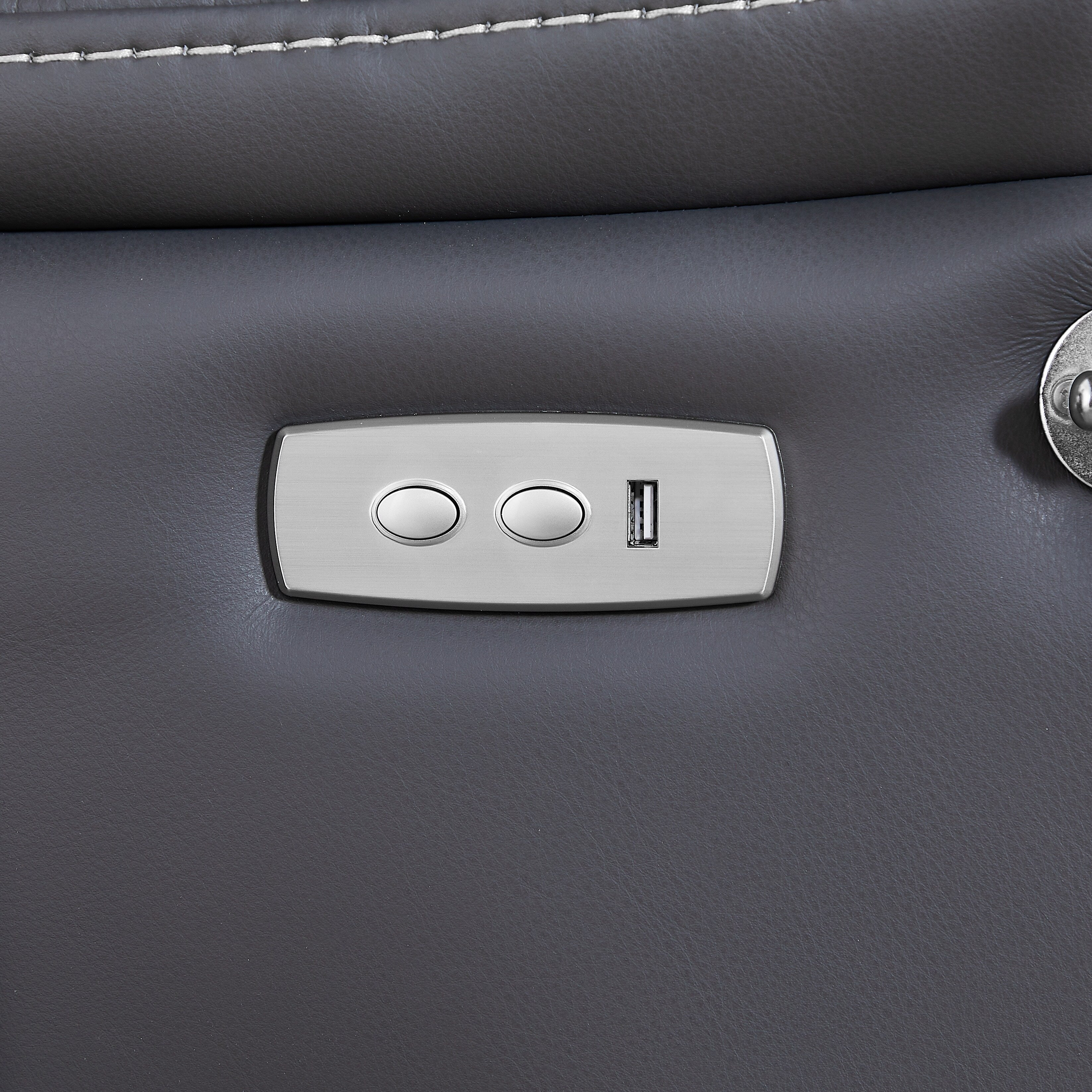 Fauteuil inclinable électrique noir, avec massage, chauffage, ports USB, support pour téléphone et poches latérales, inclinaison réglable jusqu'à 139°