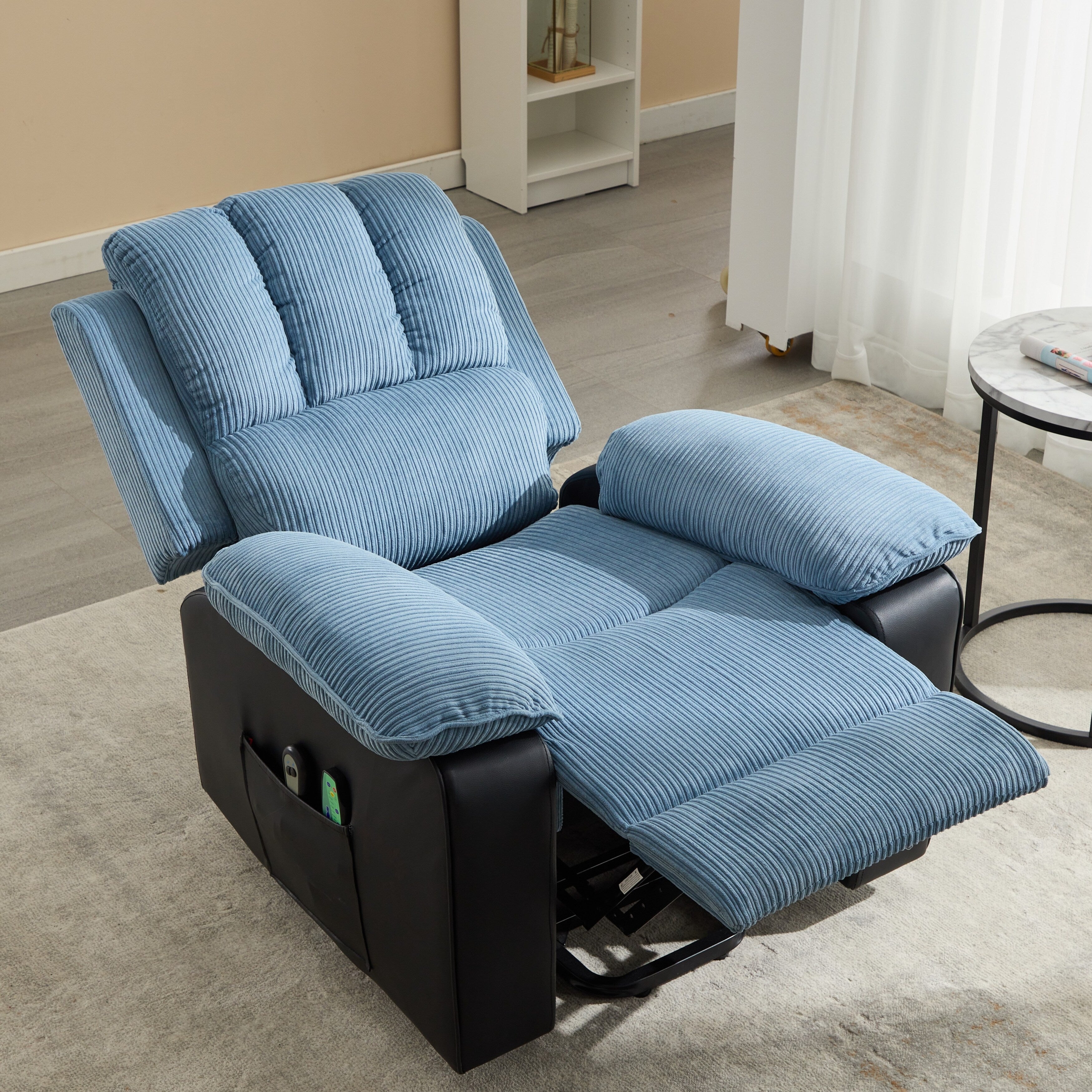 Fauteuil inclinable chauffant bleu moderne avec 8 moteurs de massage et 10 niveaux d'intensité pour un confort optimal au salon