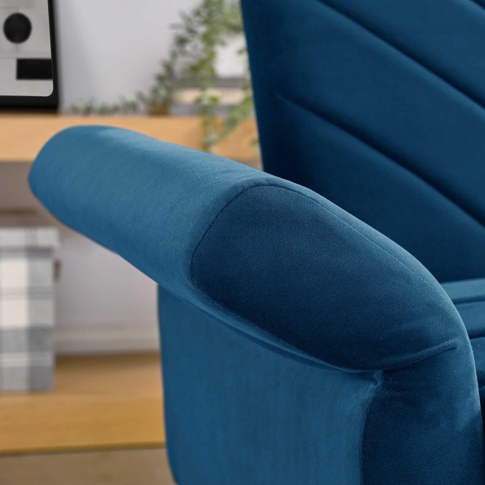 Canapé-lit futon convertible capitonné en velours bleu