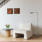 Lampadaire LED industriel Brightech Leaf de 53 po à intensité variable à 3 voies avec abat-jour empire en métal laiton