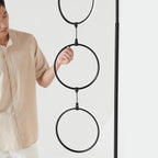 Lampadaire industriel Brightech Nova 74 po à 3 anneaux lumineux à DEL ultra-lumineux avec variateur à 3 voies