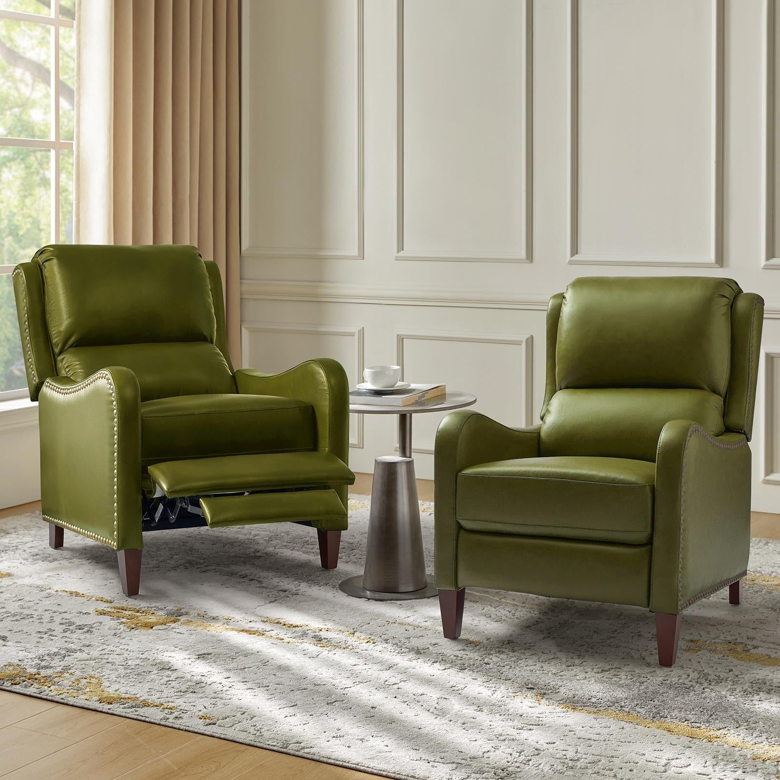 Fauteuil inclinable moderne Brigida en cuir véritable avec garniture cloutée et repose-pieds réglable, lot de 2 par HULALA HOME