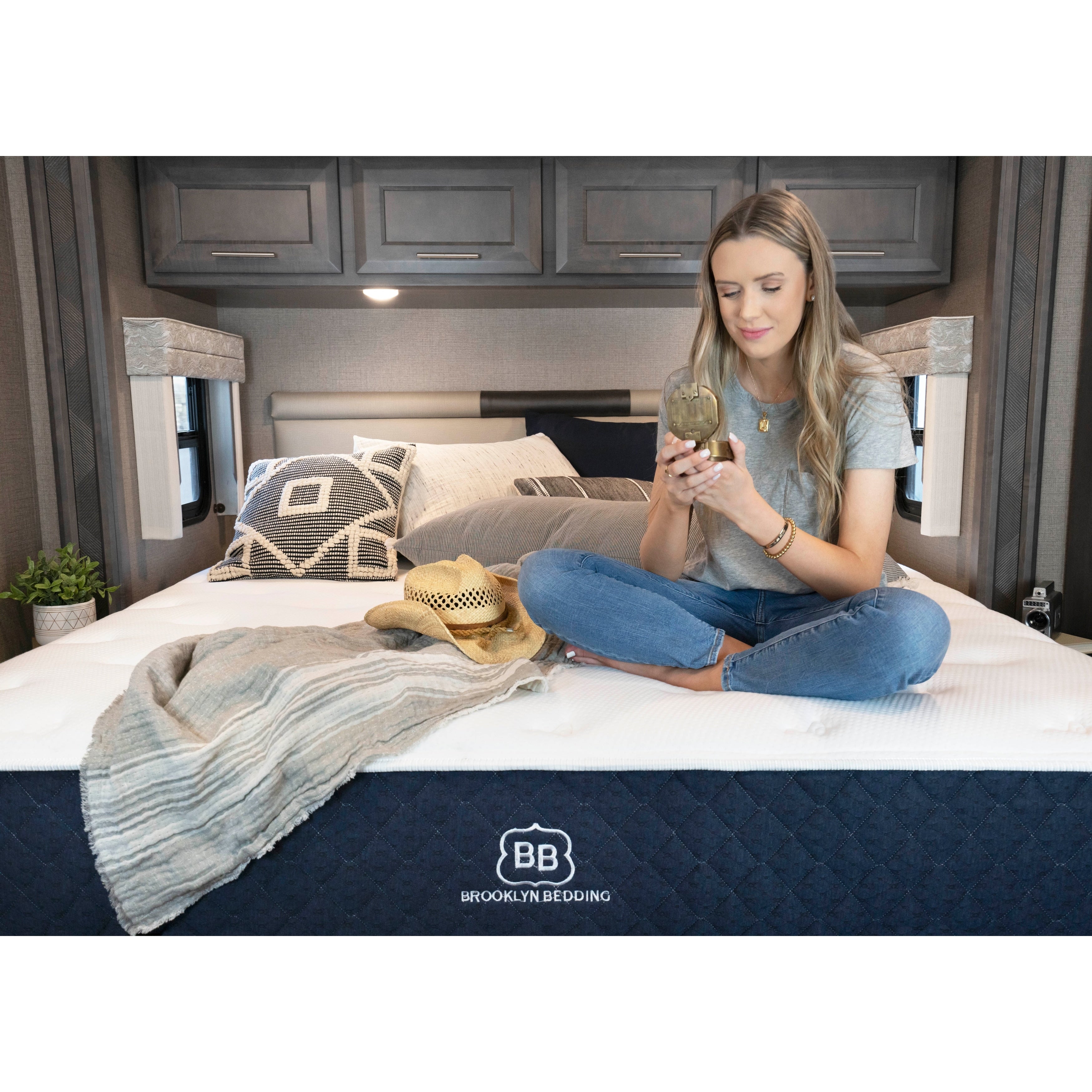 Matelas pour camping-car Brooklyn Bedding Signature 11 avec mousse confort