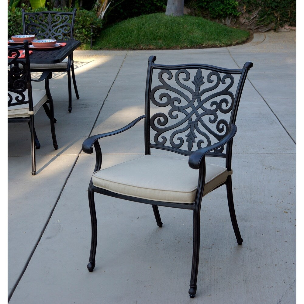 Ensemble de salle à manger de patio 9 pièces avec coussins et table à manger carrée de 64 po