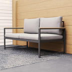 Chaise d'appoint d'extérieur en métal Brookside Meg avec coussins