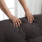 Canapé 2 places en tissu marron 96,46 pouces avec un design rembourré confortable, style nuage et pieds en plastique pour le salon