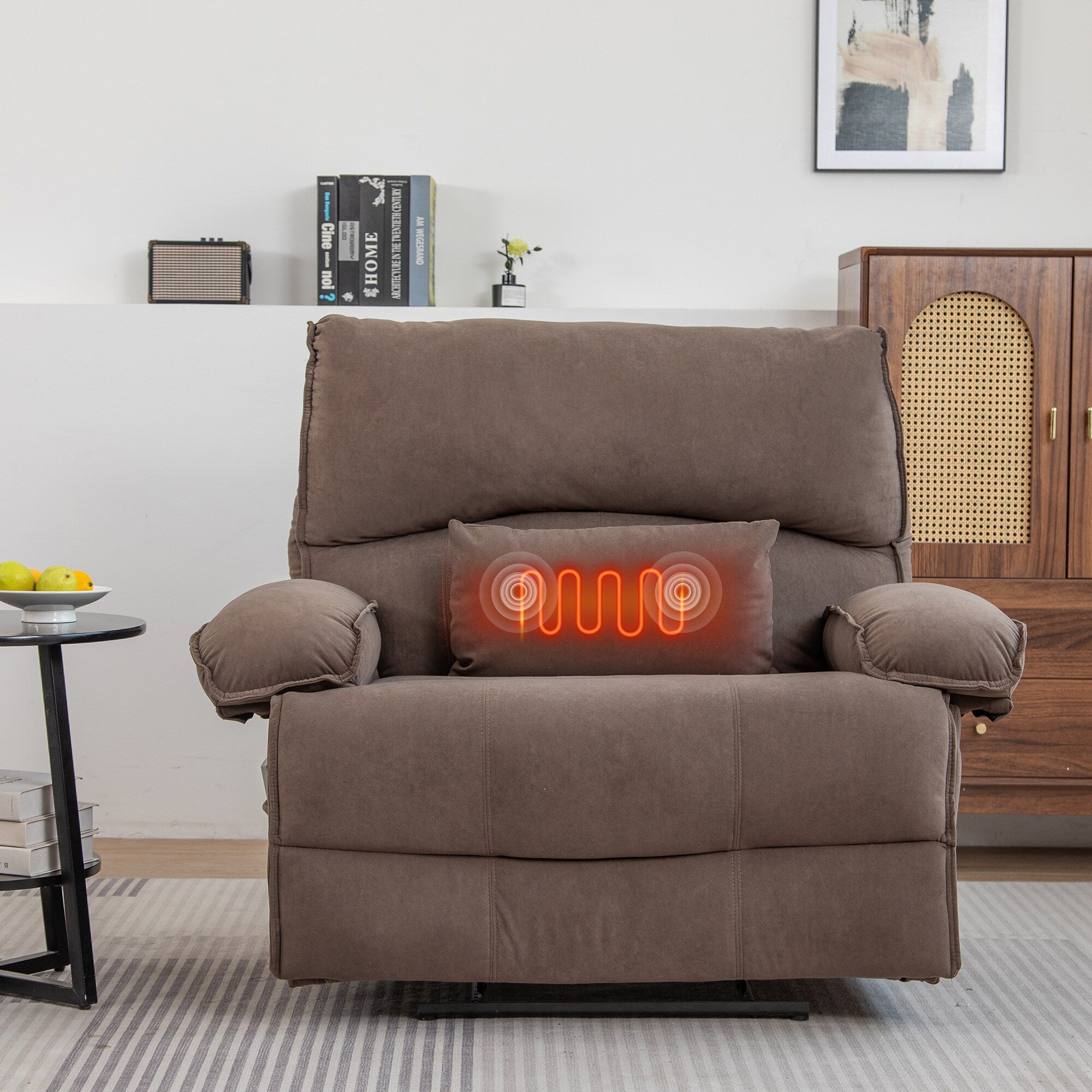 Fauteuil inclinable manuel surdimensionné en velours marron avec coussin lombaire chauffant et massant, accoudoirs coussinés et poches latérales