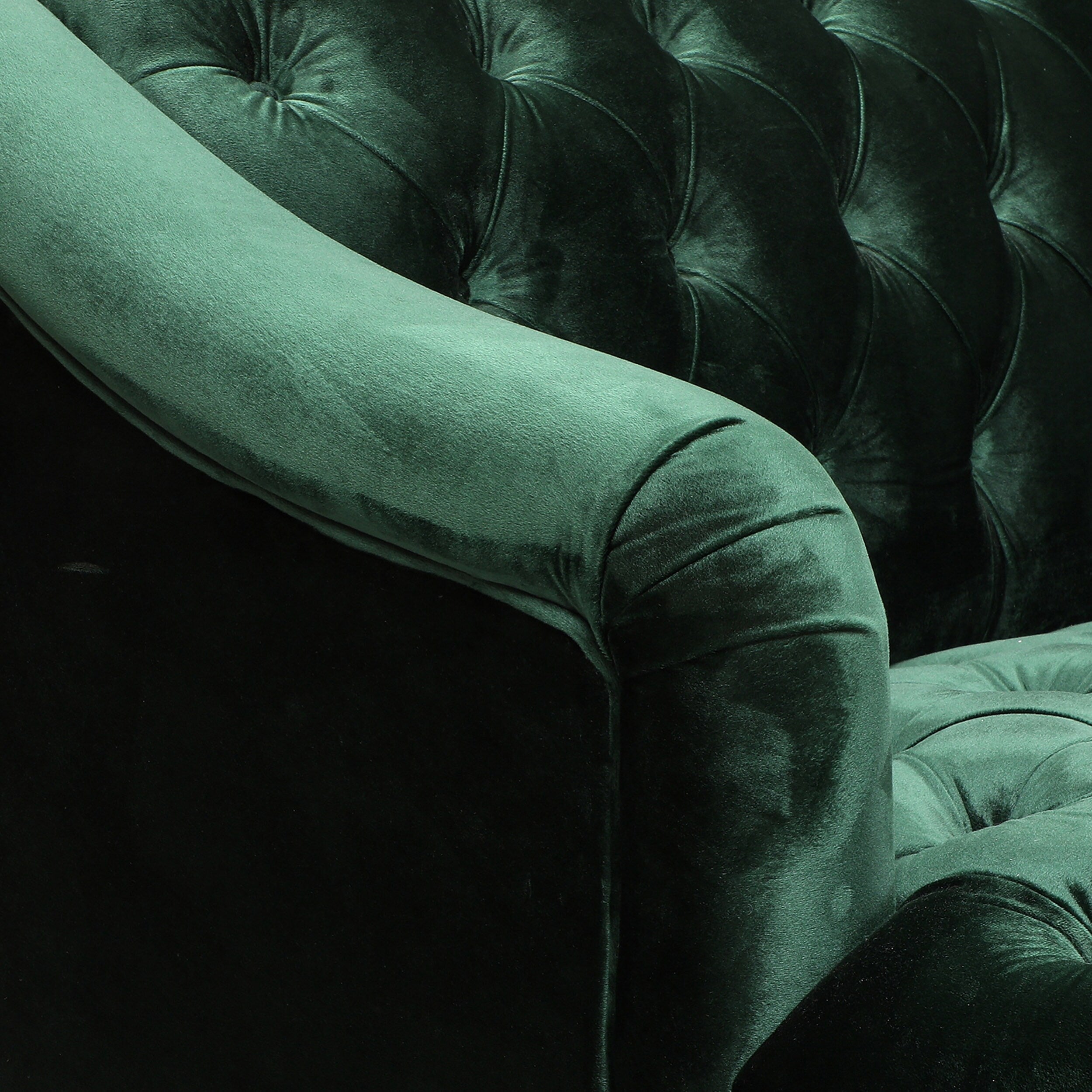 Canapé 3 places capitonné avec pieds en bois de bouleau