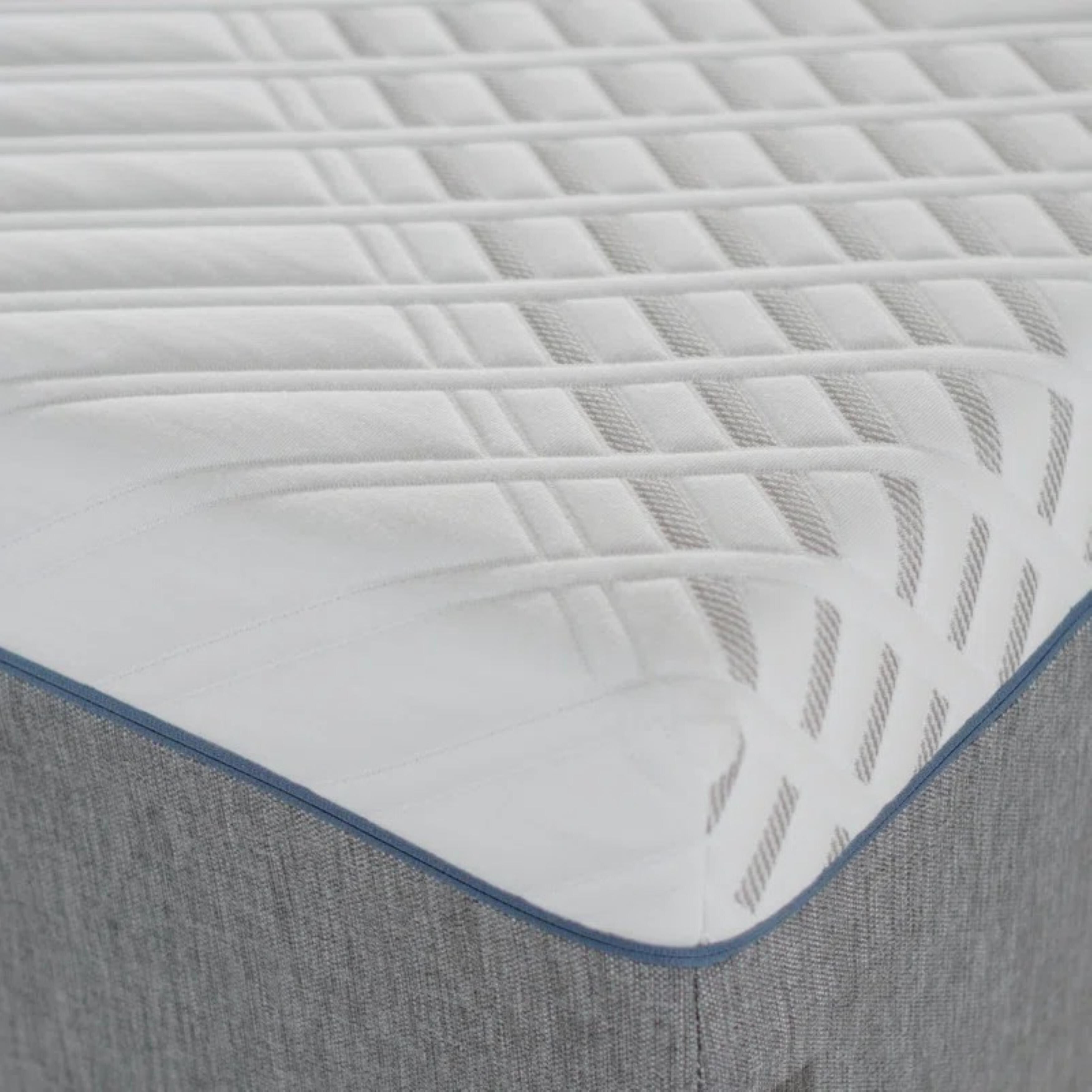 Matelas hybride California King Size Hopewell 12 à ressorts ensachés et housse amovible, avec gel rafraîchissant et bords à mémoire de forme