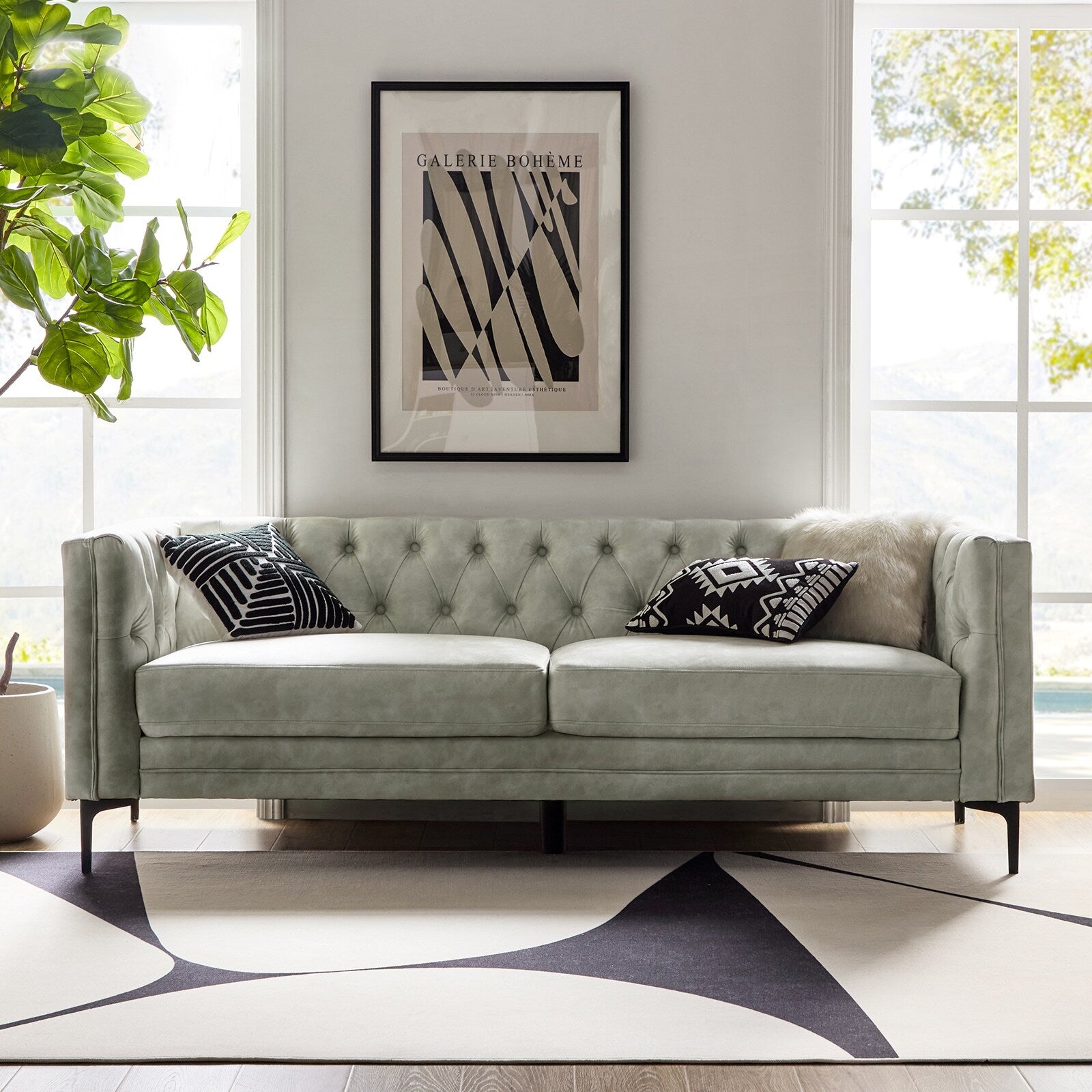 Canapé classique Calymne 84 à accoudoirs carrés et dossier capitonné par HULALA HOME