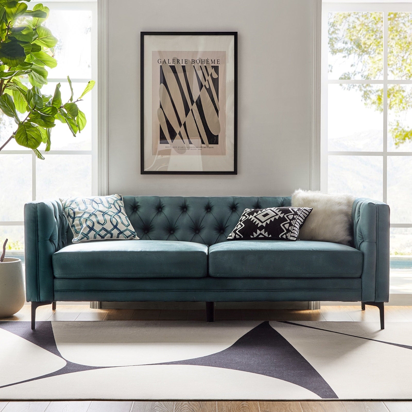 Canapé classique Calymne 84 à accoudoirs carrés et dossier capitonné par HULALA HOME