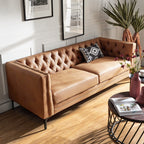 Canapé classique Calymne 84 à accoudoirs carrés et dossier capitonné par HULALA HOME