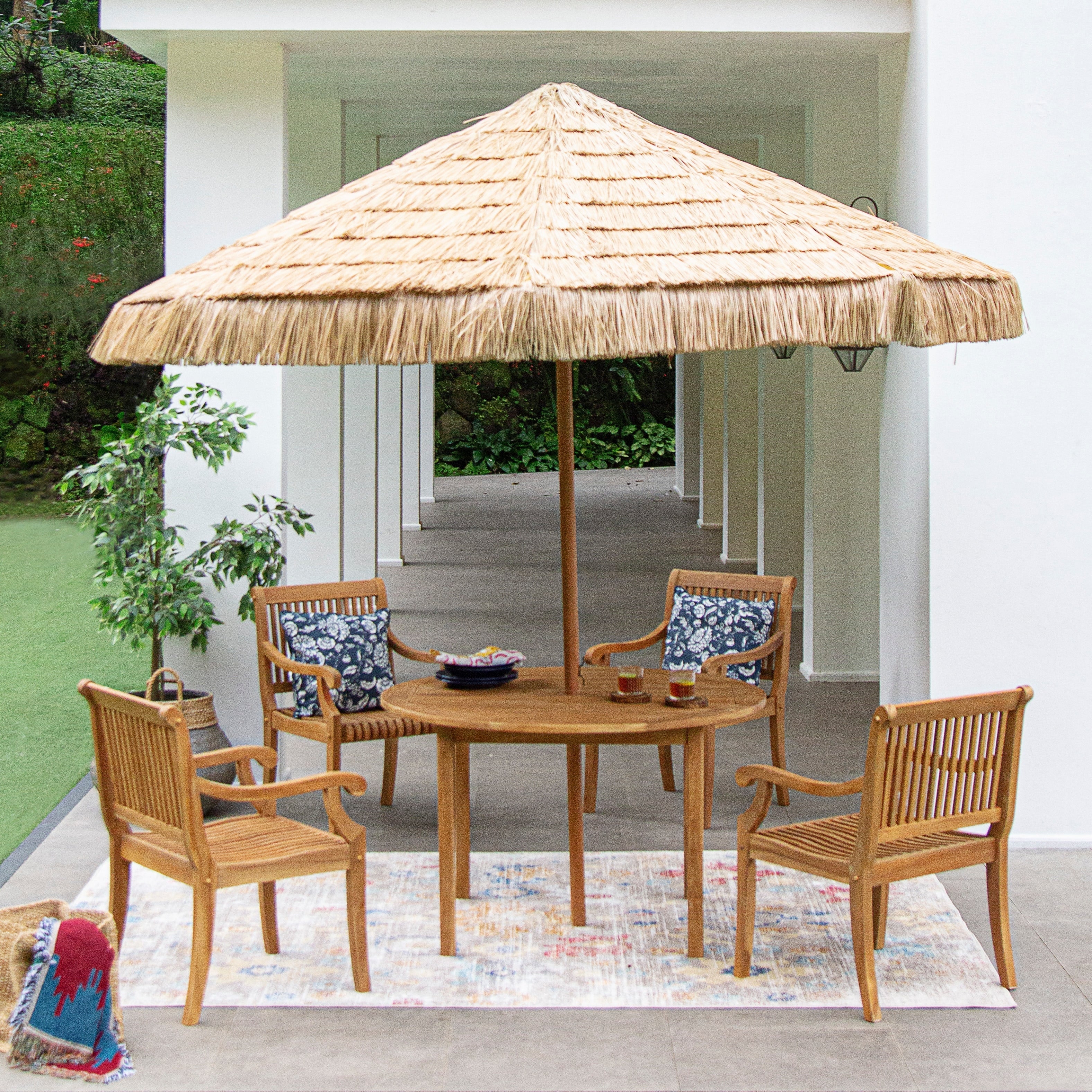 Ensemble de salle à manger de patio Cambridge Casual Chara 5 pièces en teck avec coussin