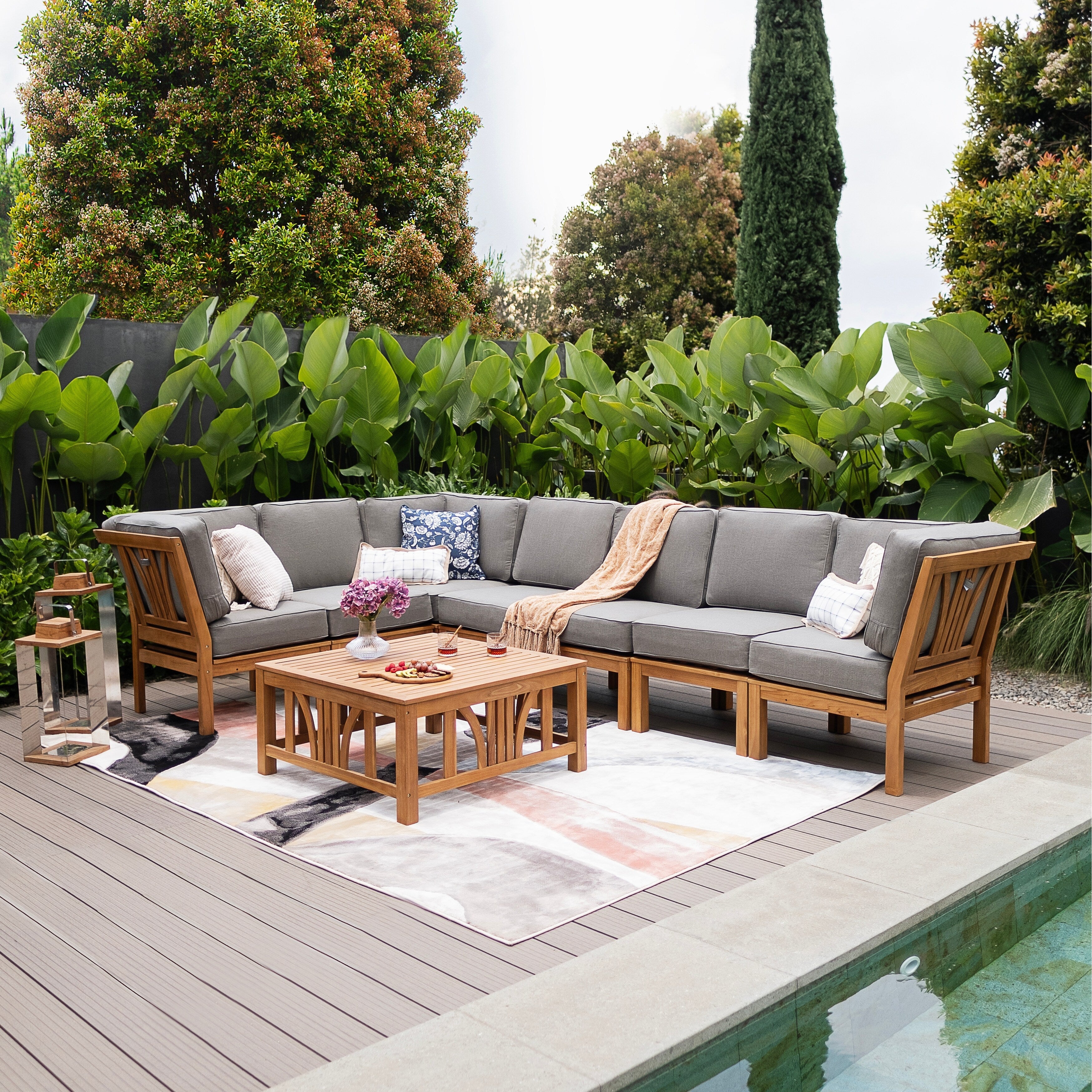 Ensemble de salon de jardin 8 pièces en teck Cambridge Casual Lowell avec coussin