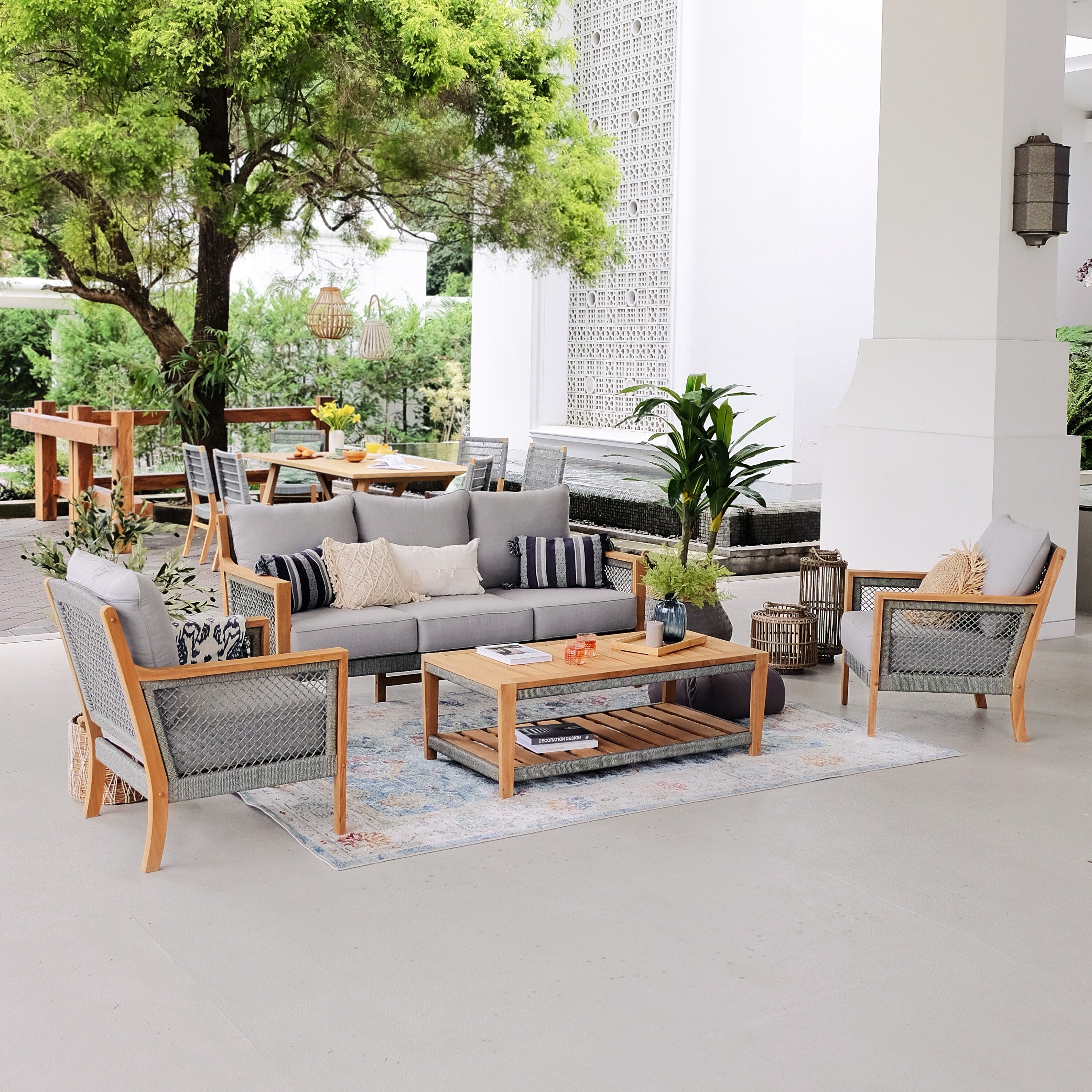 Ensemble de conversation d'extérieur Cambridge Casual Nassau 4 pièces en bois de teck