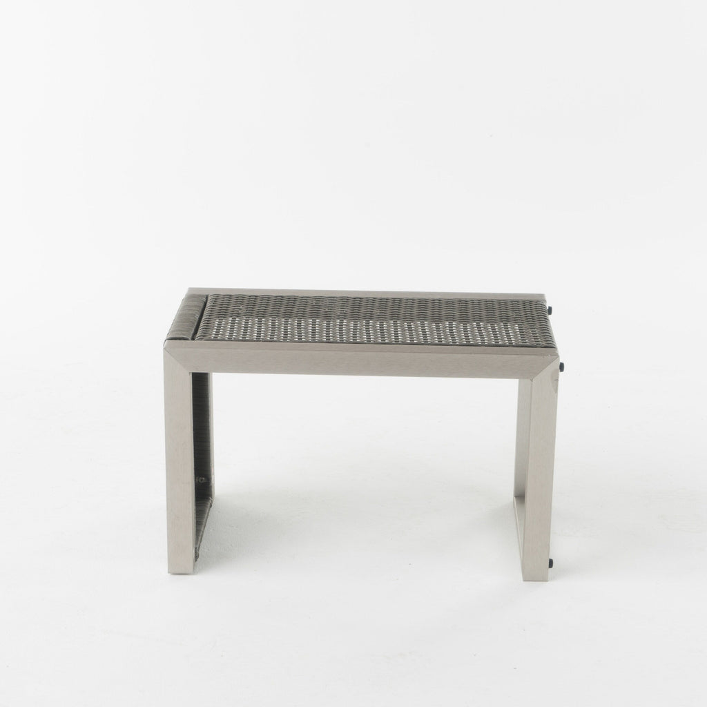 Ensemble de salon de jardin Cape Coral avec fauteuil club 2 places en aluminium, table d'appoint et pouf, par Christopher Knight Home