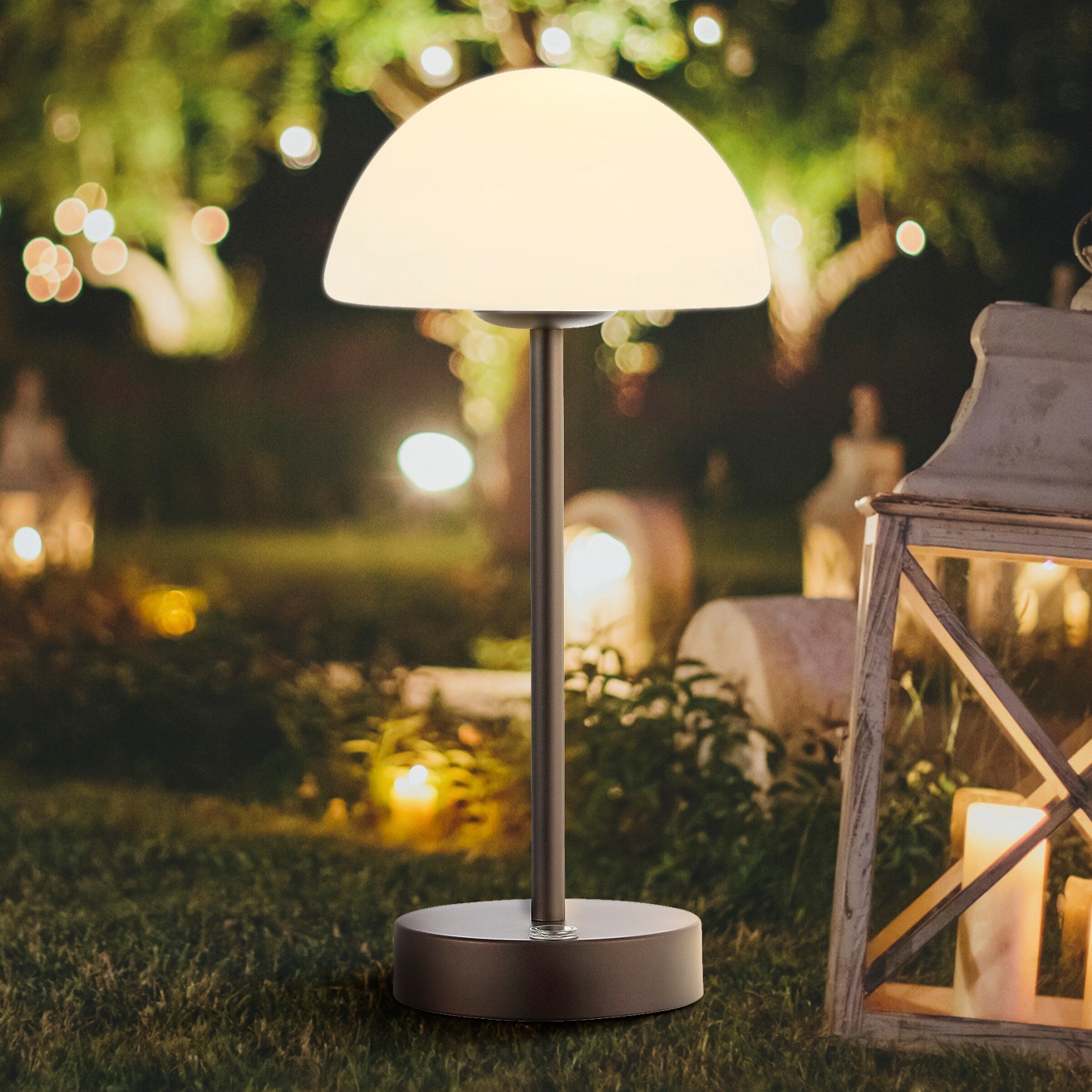 Lampe de table LED intégrée rechargeable sans fil Carson 12,5 cm, style minimaliste moderne, en fer, nickel/blanc, par JONATHAN Y