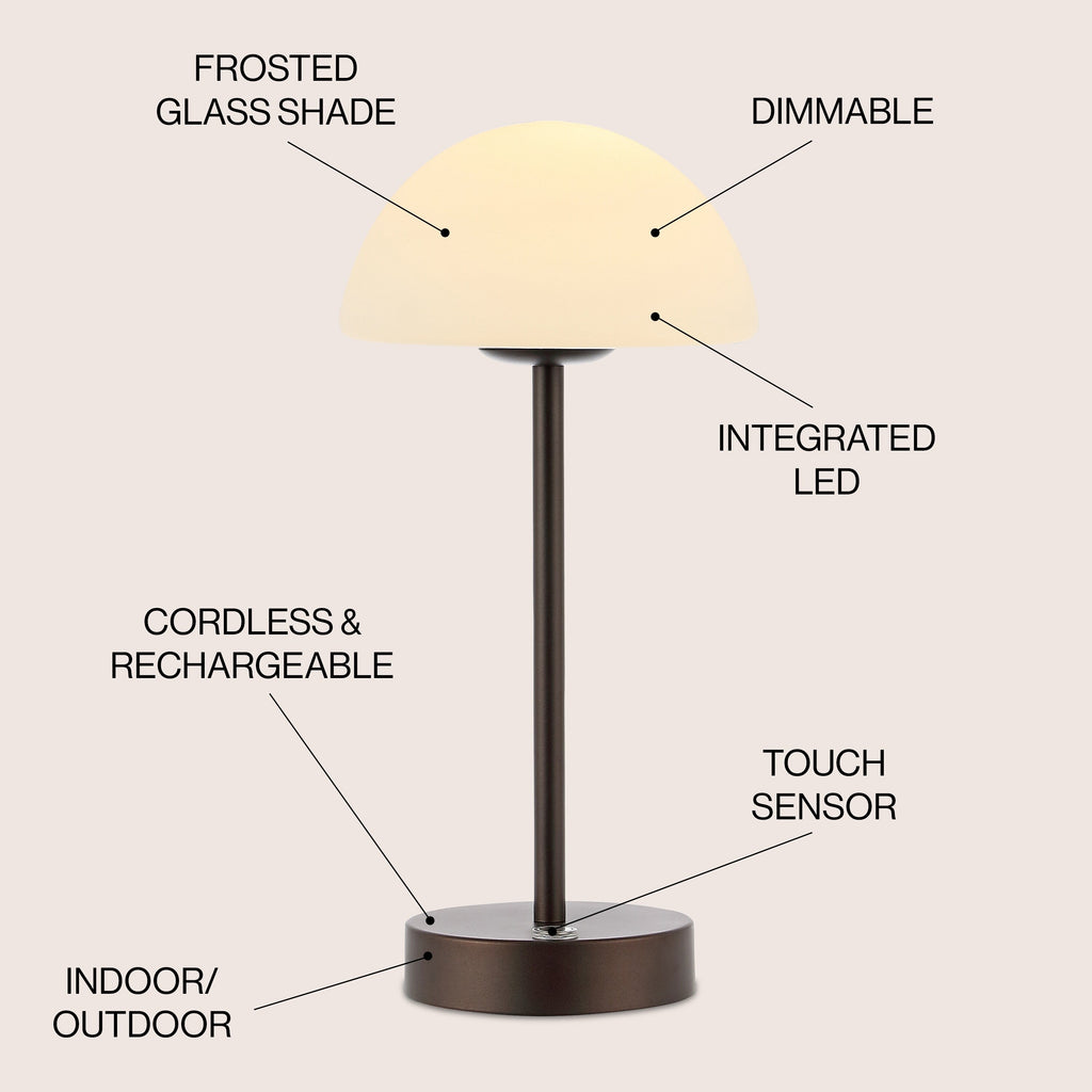 Lampe de table LED intégrée rechargeable sans fil Carson 12,5 cm, style minimaliste moderne, en fer, nickel/blanc, par JONATHAN Y