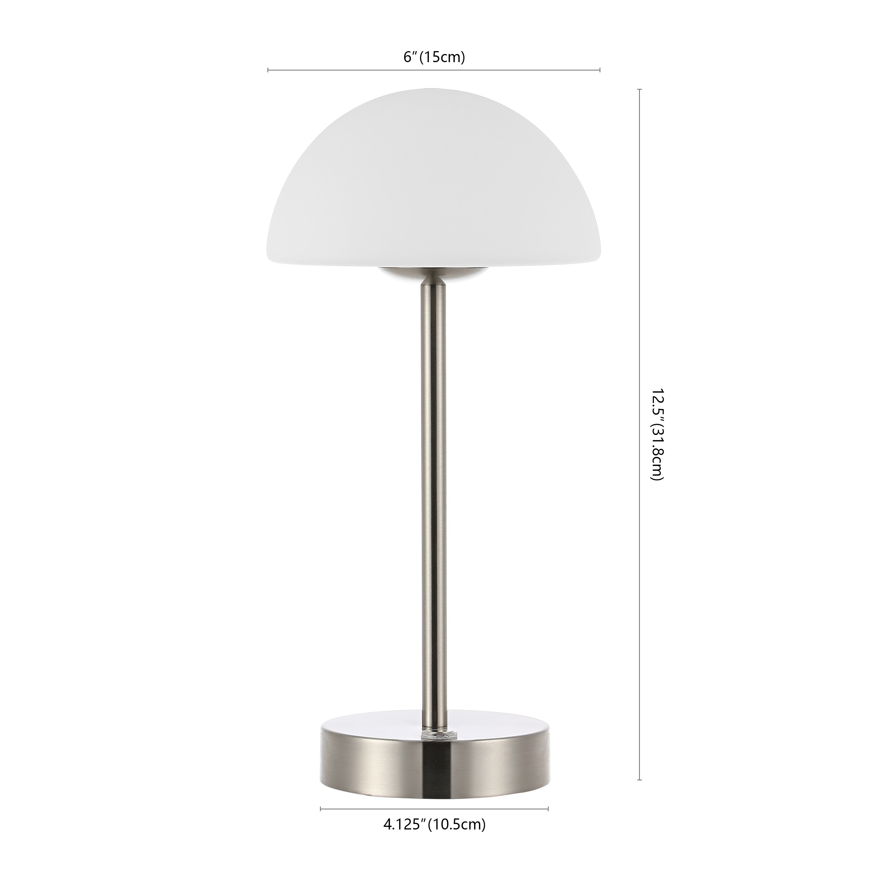 Lampe de table LED intégrée rechargeable sans fil Carson 12,5 cm, style minimaliste moderne, en fer, nickel/blanc, par JONATHAN Y