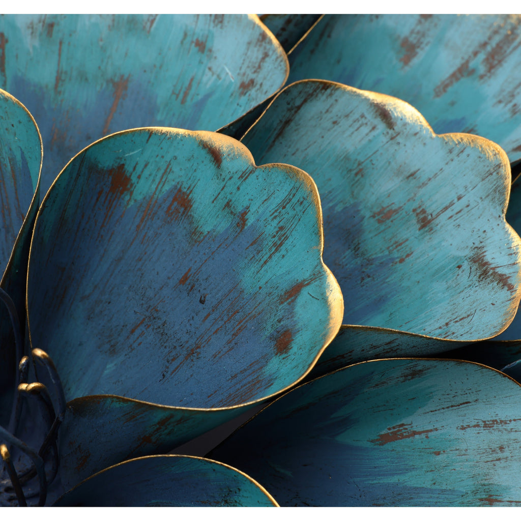 Décoration murale en métal bleu sarcelle avec motif floral Carson Carrington Mjugg