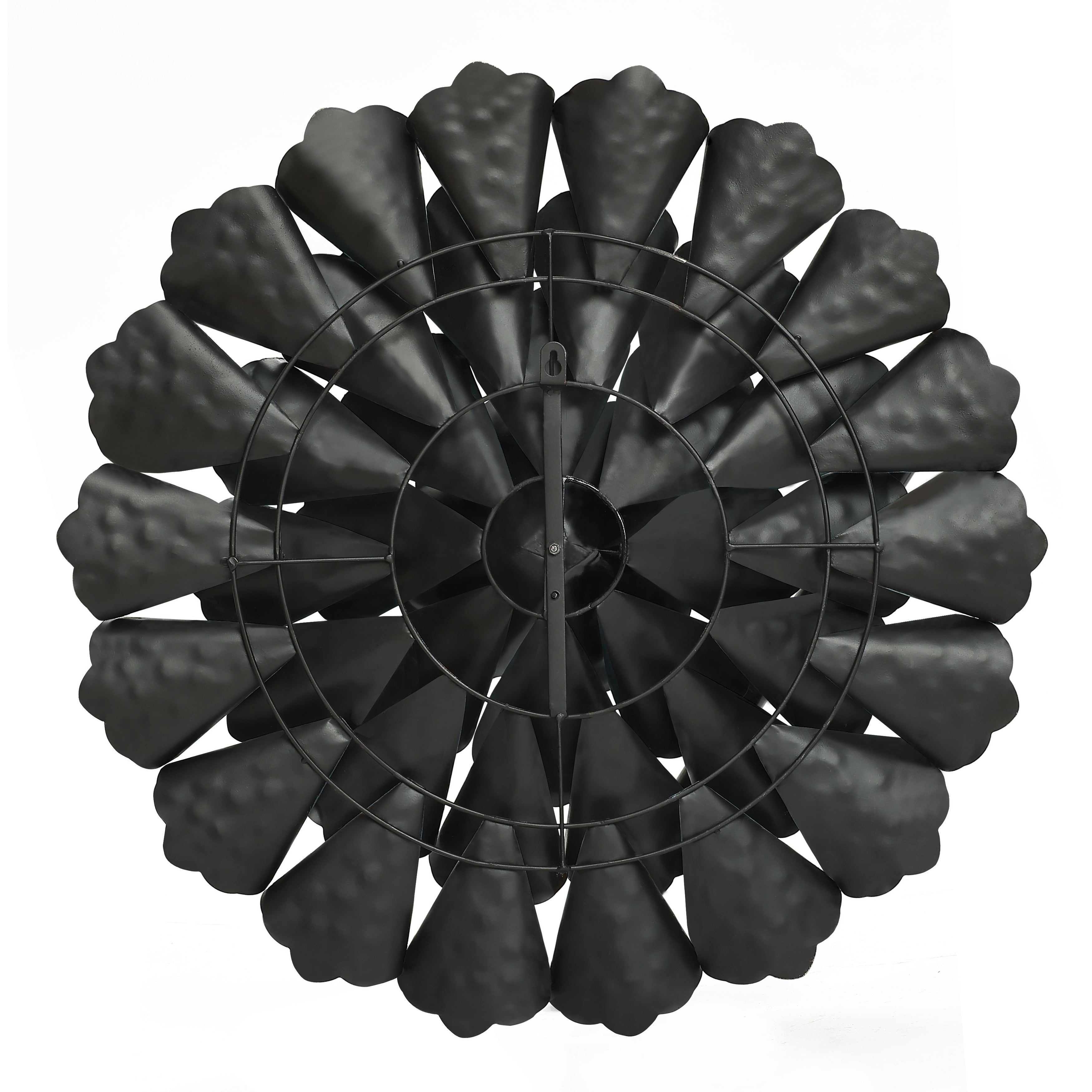 Décoration murale en métal bleu sarcelle avec motif floral Carson Carrington Mjugg