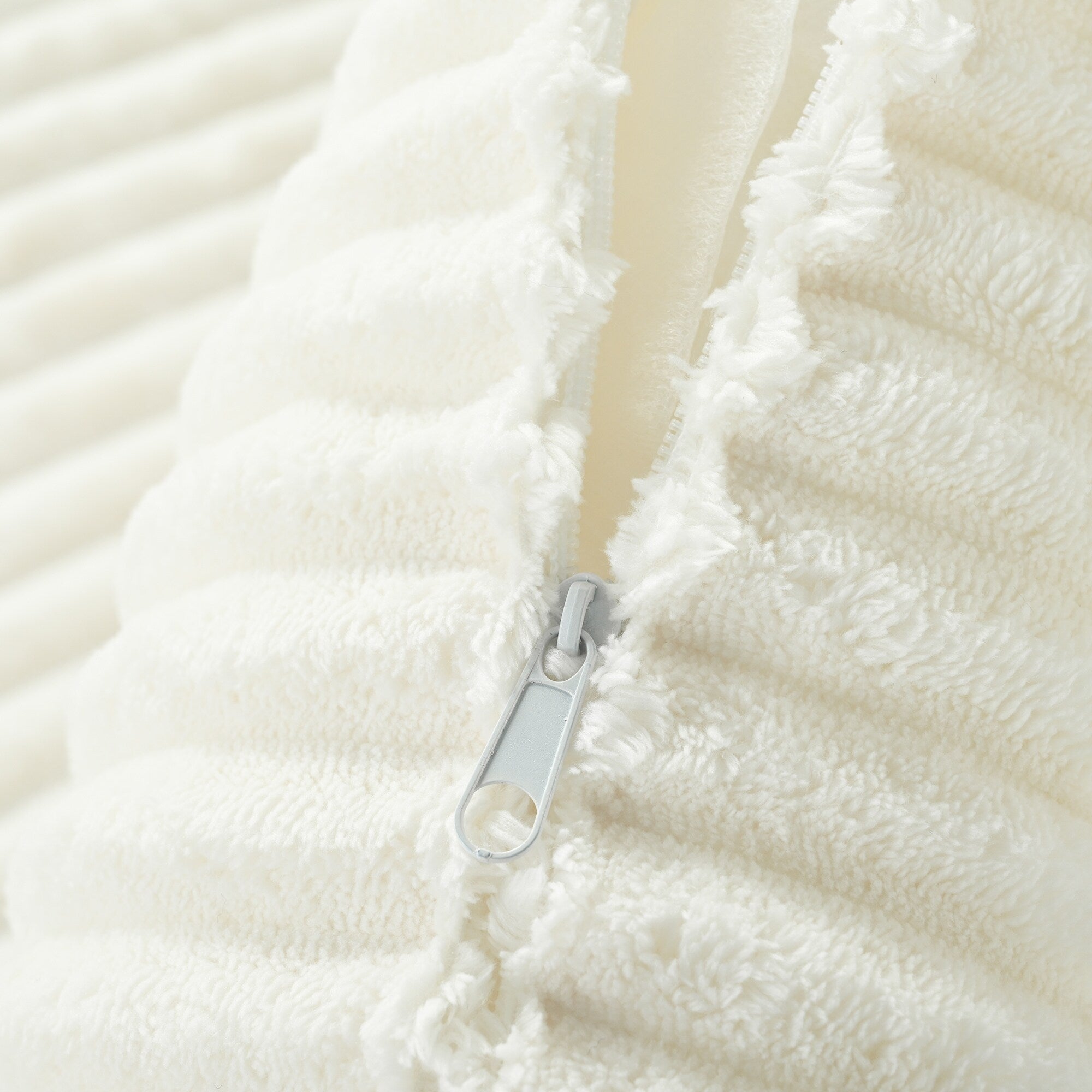 Canapé-lit Cascade 2 pièces en velours côtelé avec méridienne double et 2 oreillers