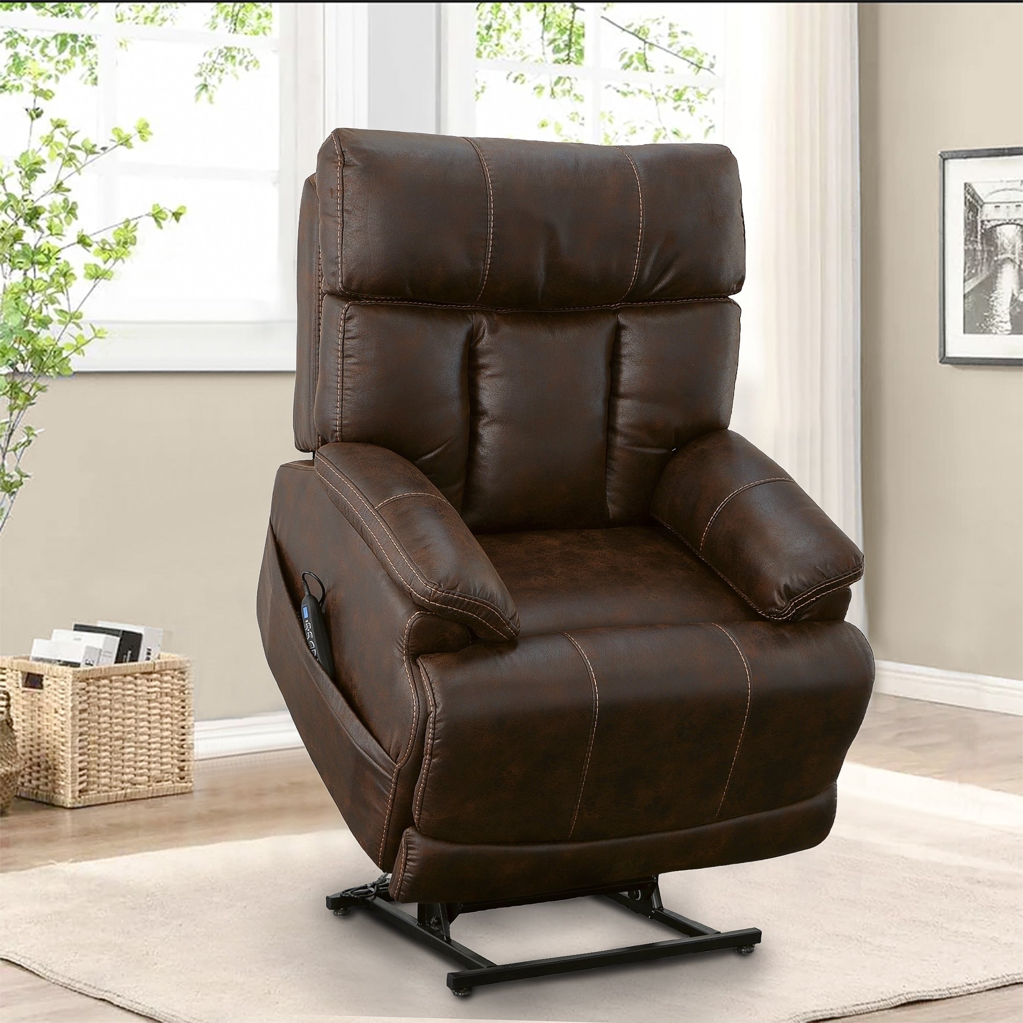 Fauteuil inclinable électrique Clive avec appui-tête électrique et lombaire par Flexsteel
