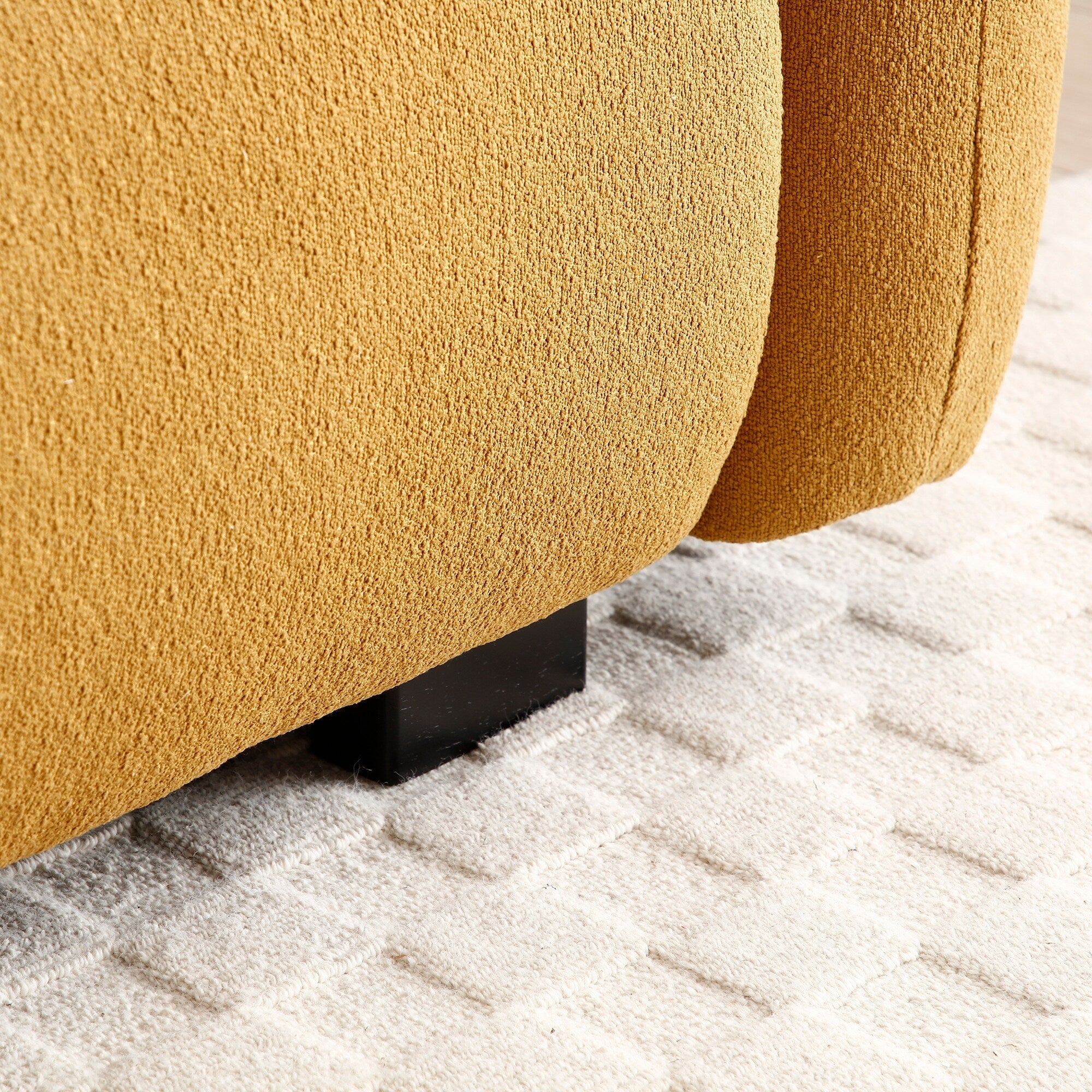 Canapé 3 places Cognac Teddy avec pieds en bois