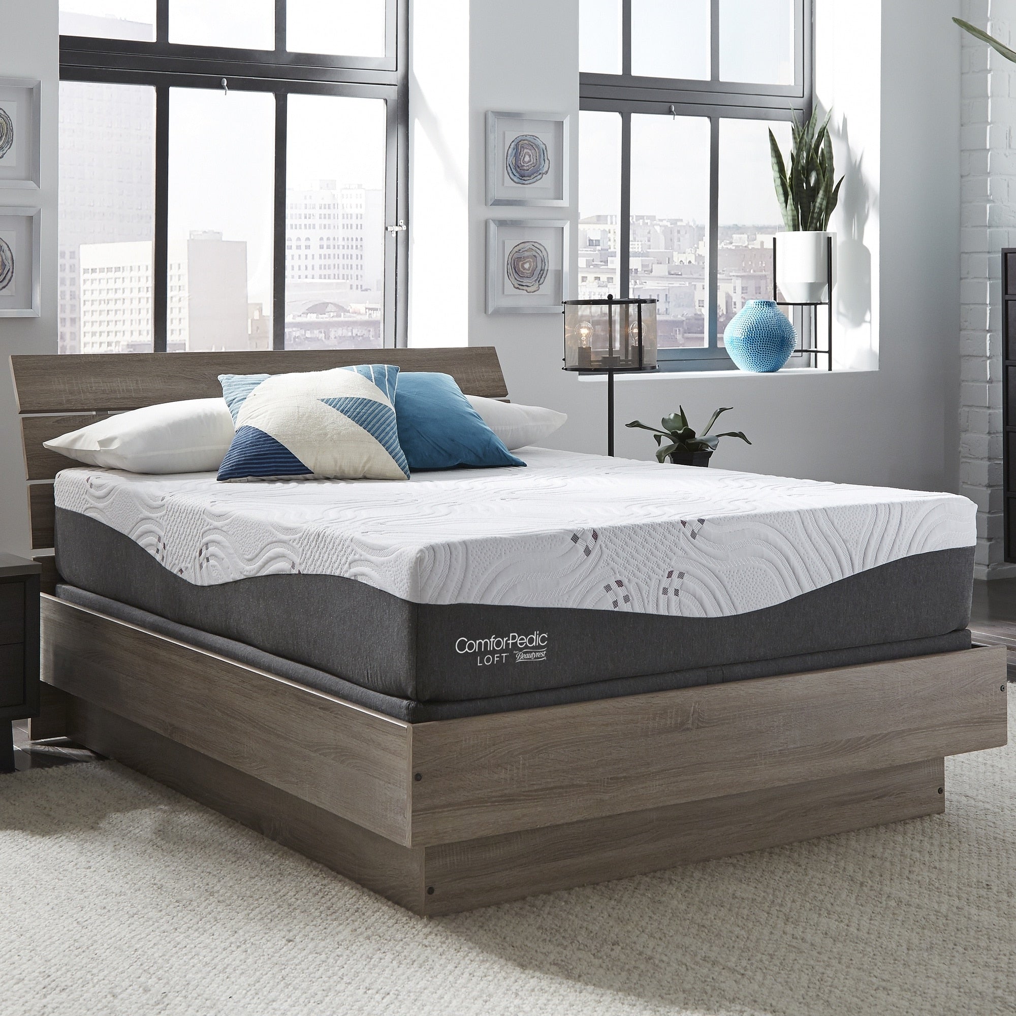 Ensemble de matelas en mousse à mémoire de forme ComforPedic Loft de BeautyRest de 14 pouces