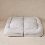 Canapé-lit double convertible avec fonction dépliante pour des options d'assise et de couchage polyvalentes