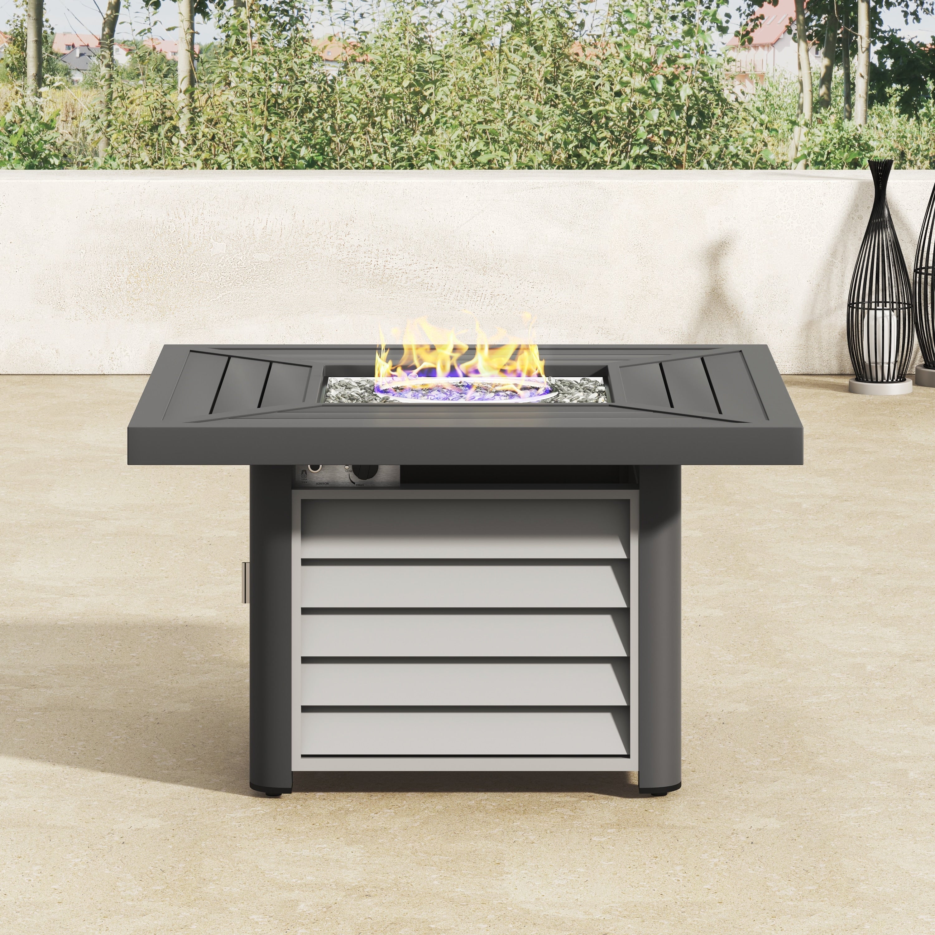 Ensemble de salon de jardin pivotant Corvus Vasconia 5 pièces en résine tressée avec table à feu