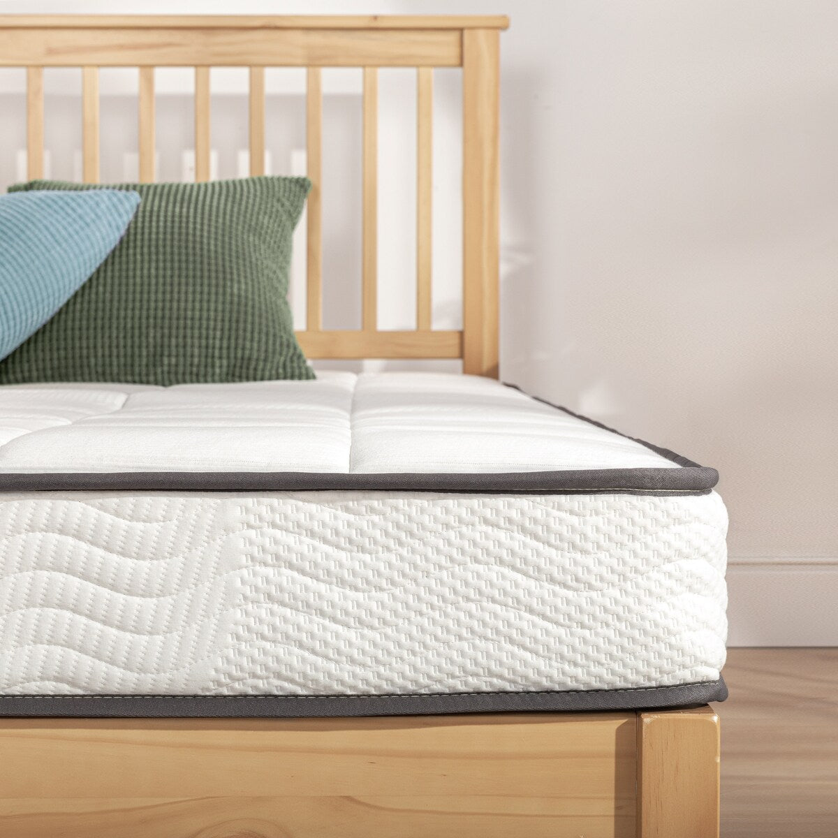 Matelas à ressorts Bonnell Crown Comfort de 6 pouces avec plateau en mousse confort