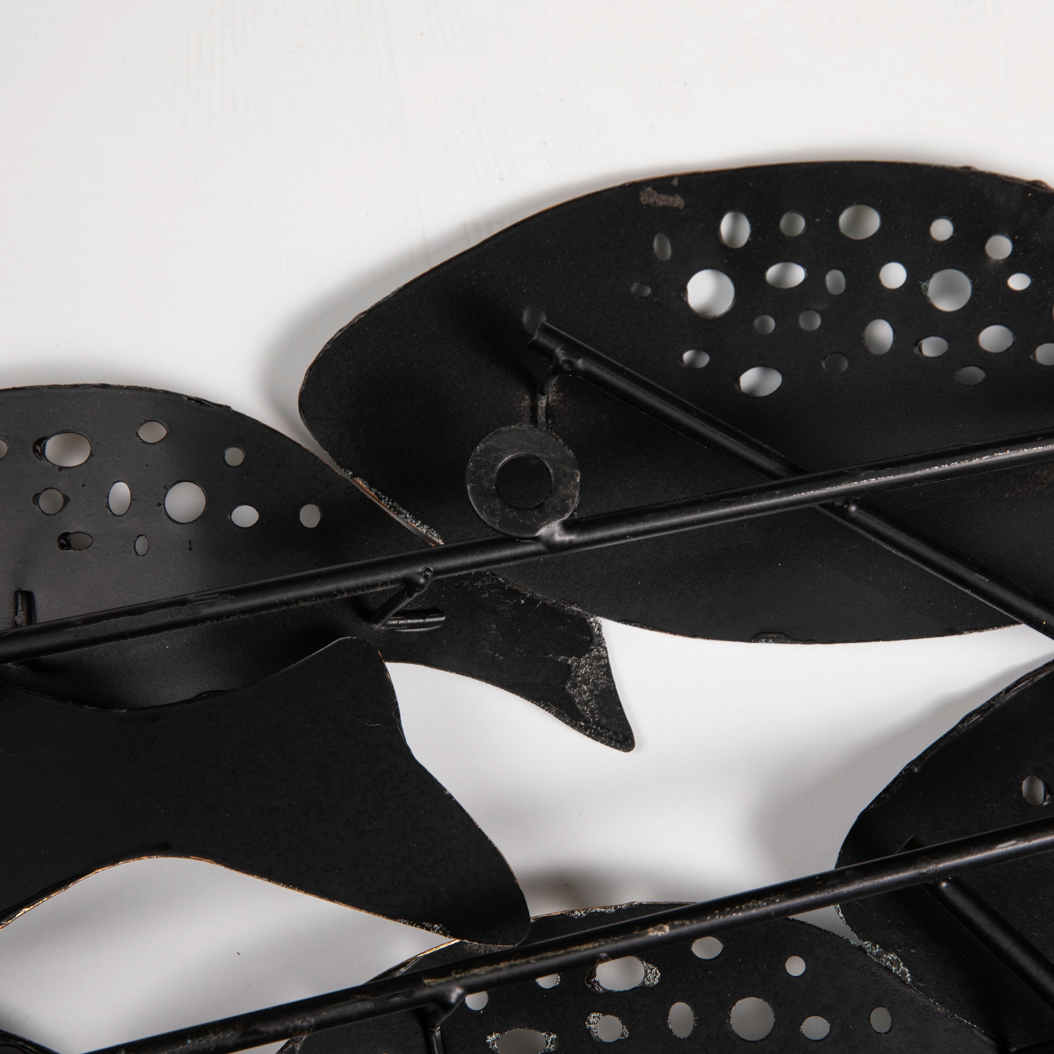 Danya B. Banc de poissons Art mural côtier moderne en métal